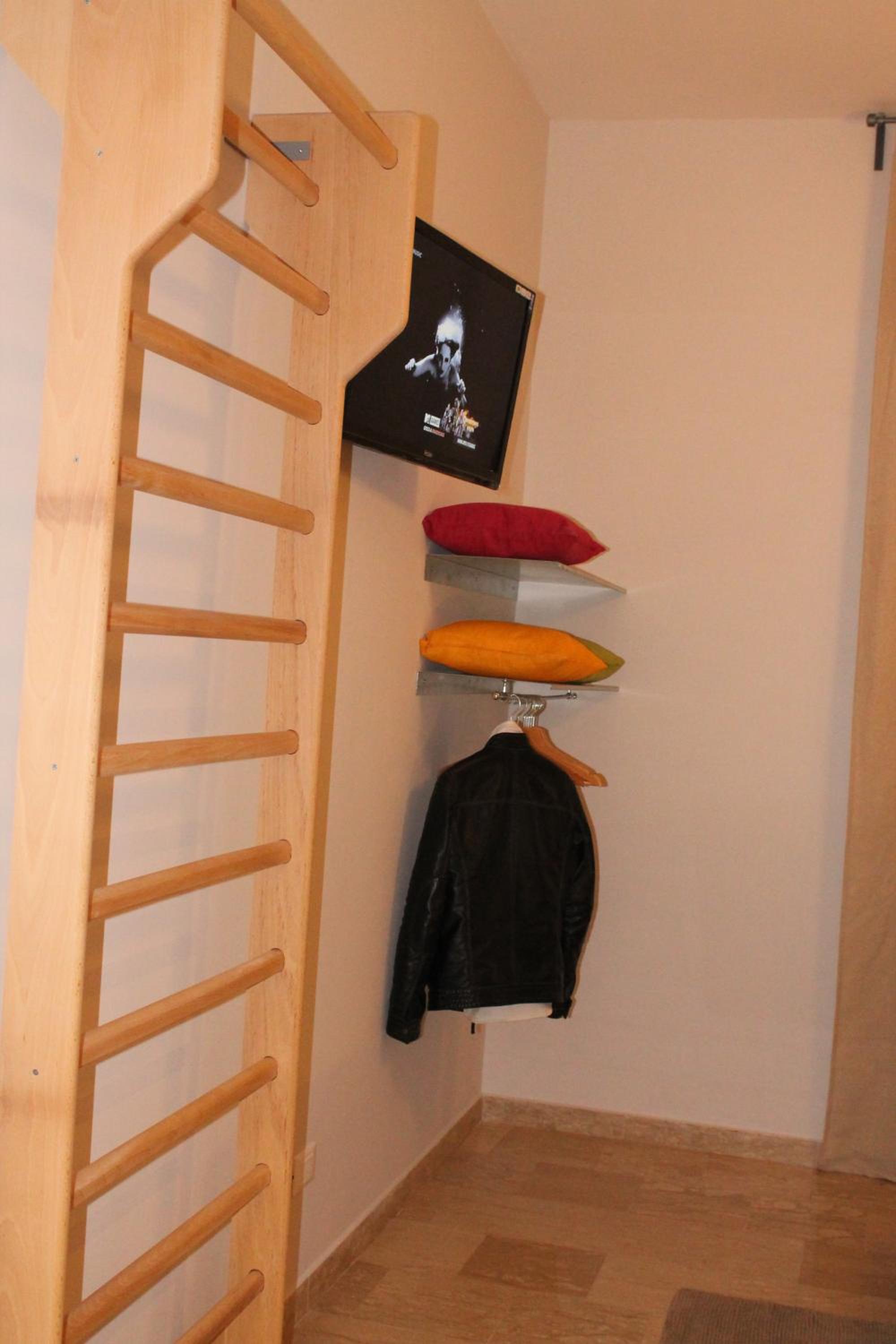 Roma Art Rooms