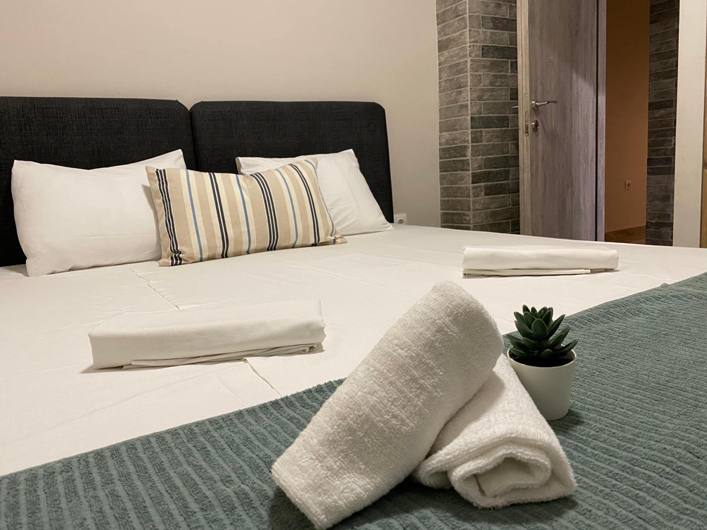 Davidana Deluxe Apartments view 4
