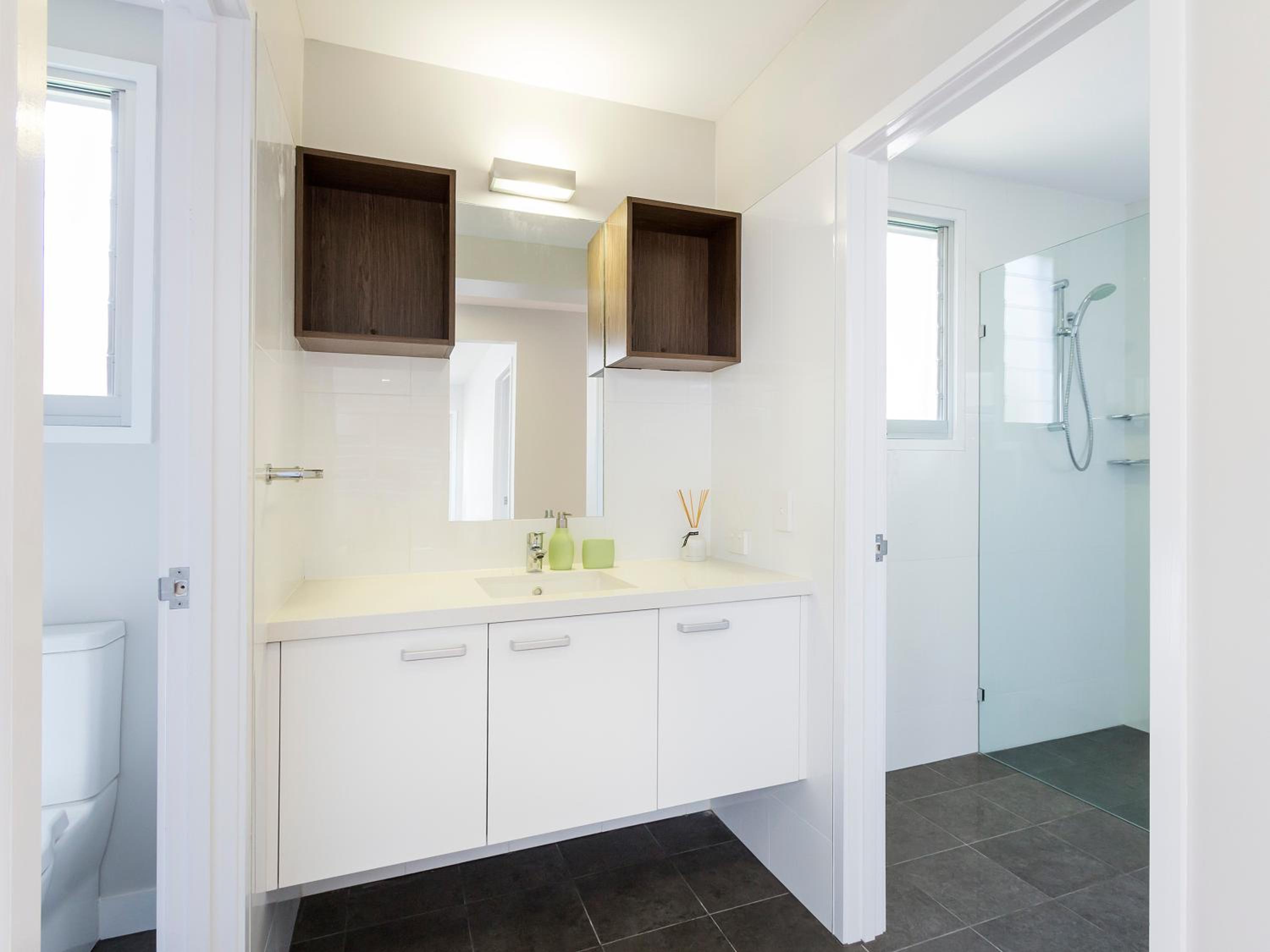 7 Roseby Court