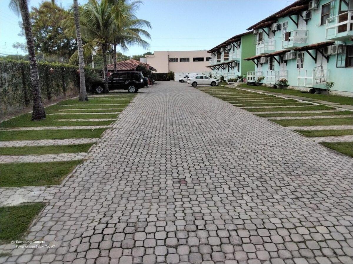 PRAIA DE TAPERAPUA - Flat em Condominio a 300 metros da praia