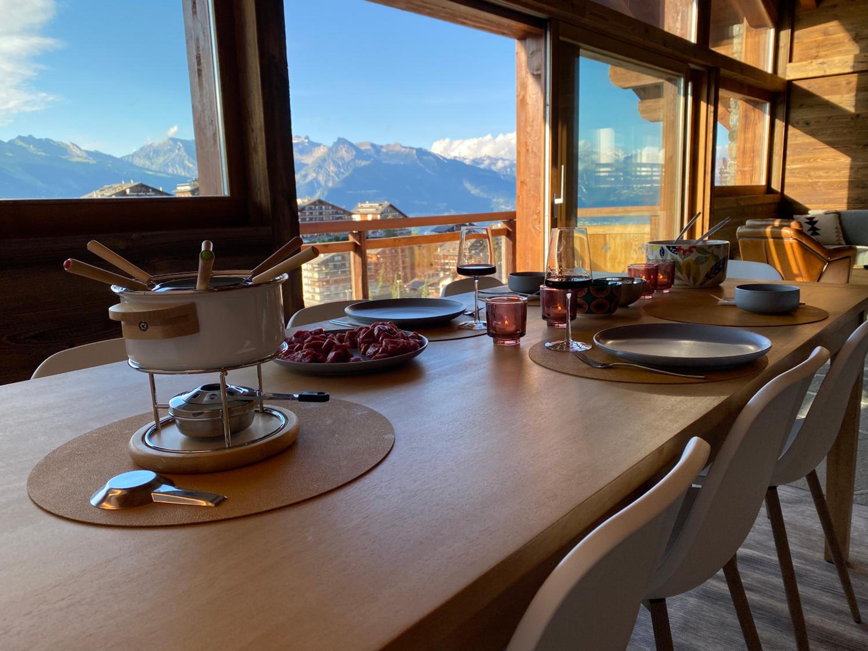 Duplex Spa Access in front of skislope by Jolidi view 5