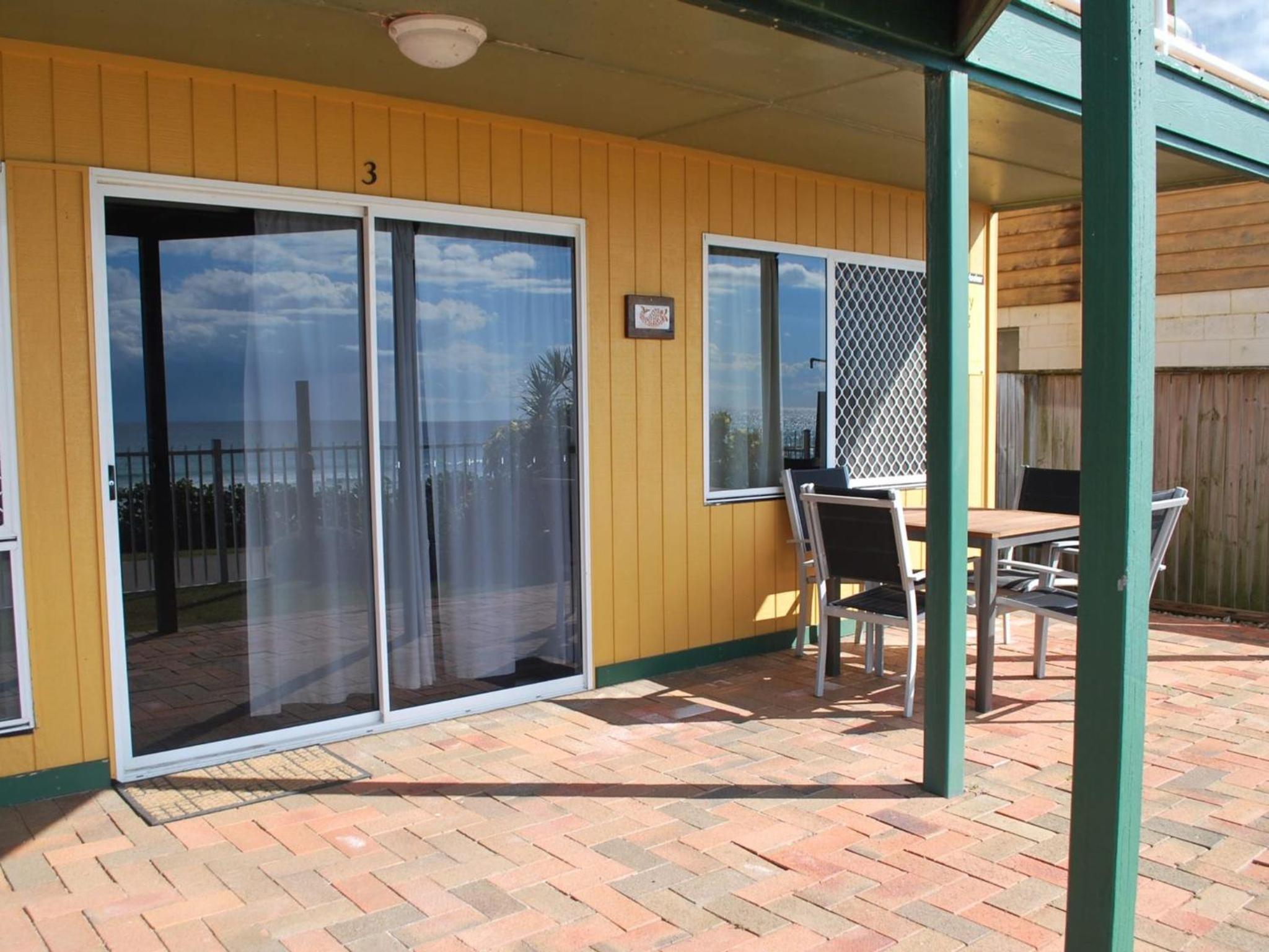 Brigadine Tugun Unit 3 view 5