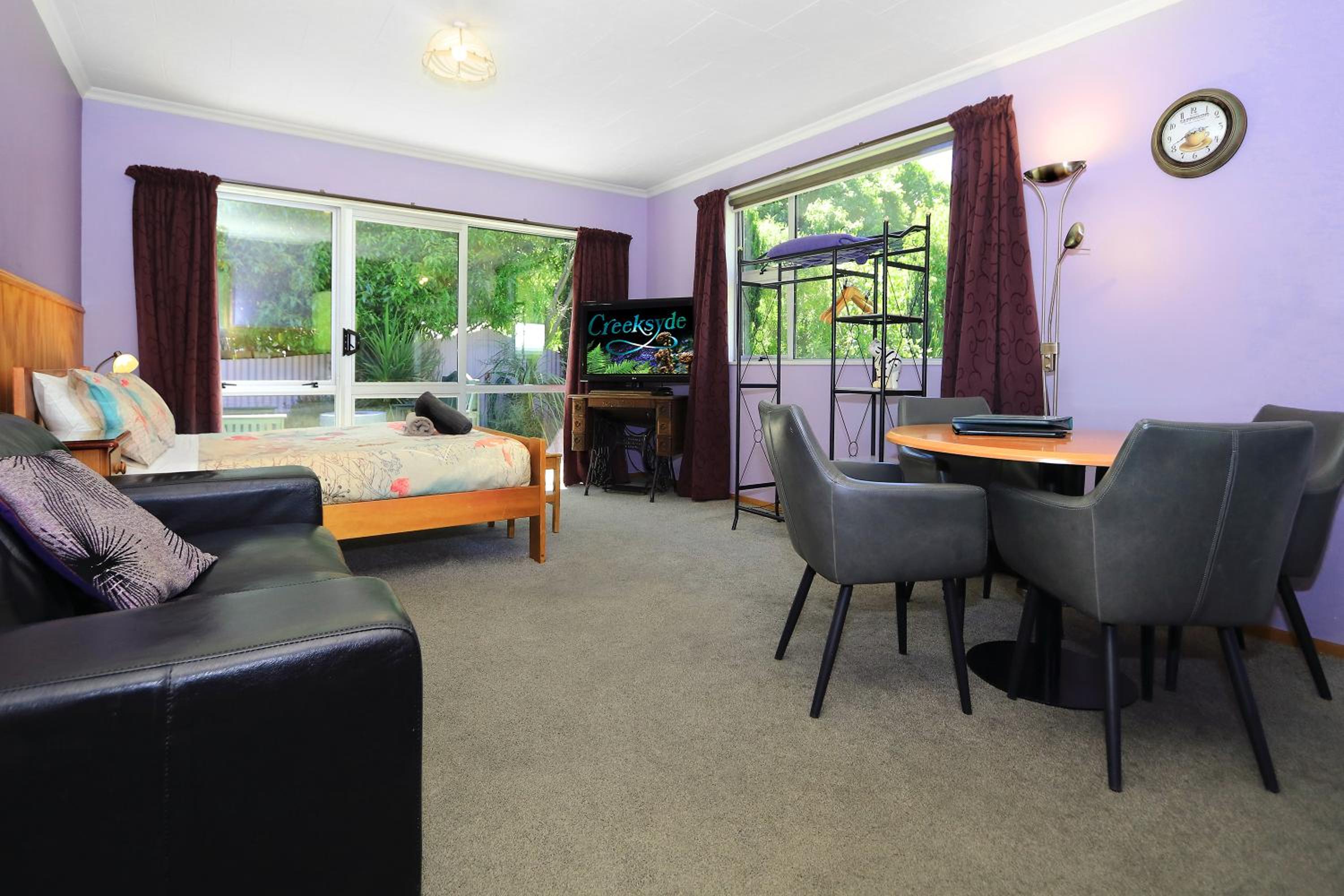 Queenstown Holiday Park Creeksyde