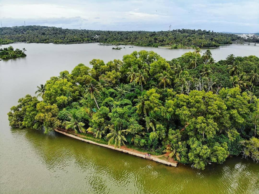 Mavila Beach Resort, Kerala's Heritage Temple Villa