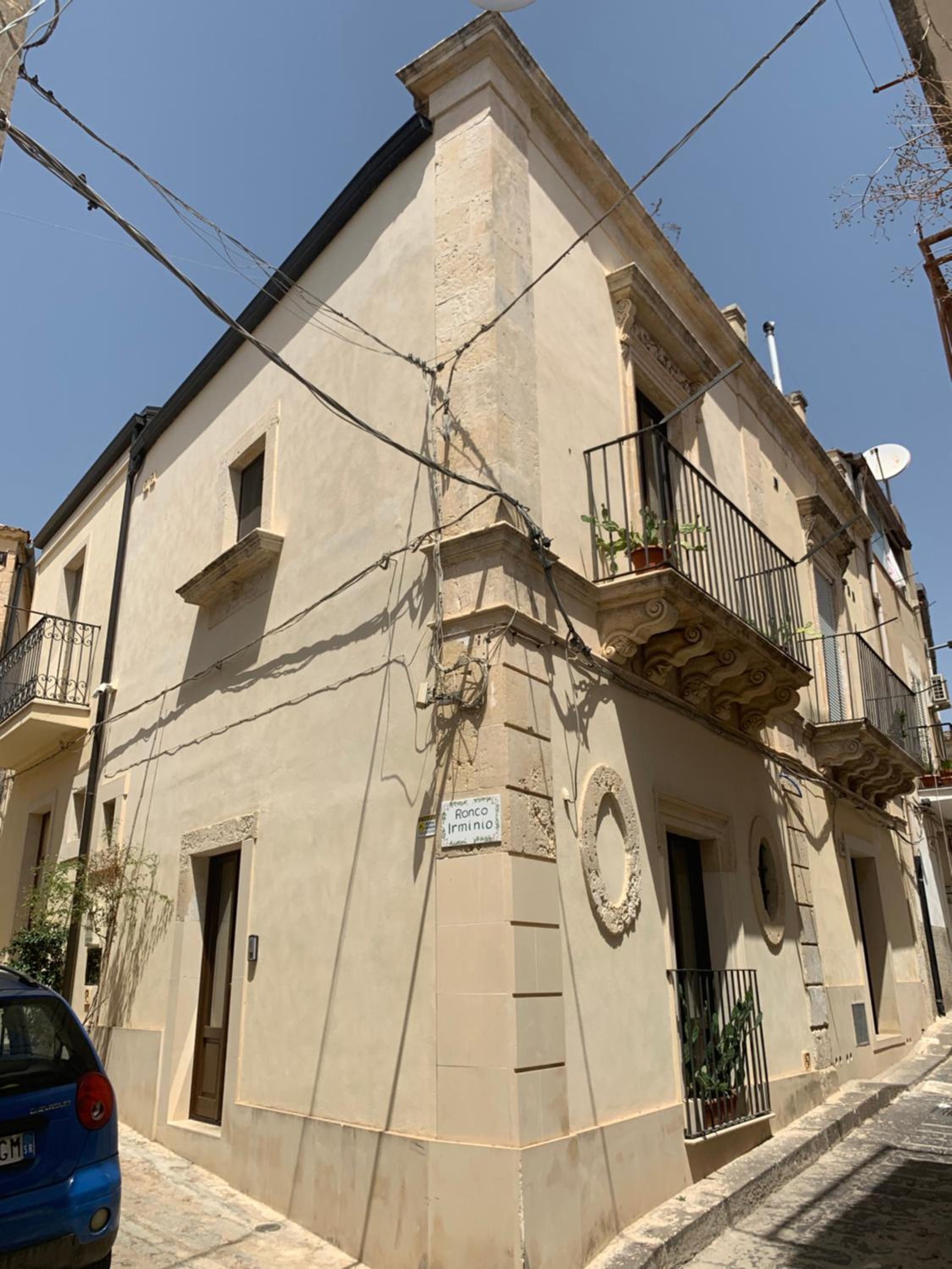 Hotel AMECASA - Image 1