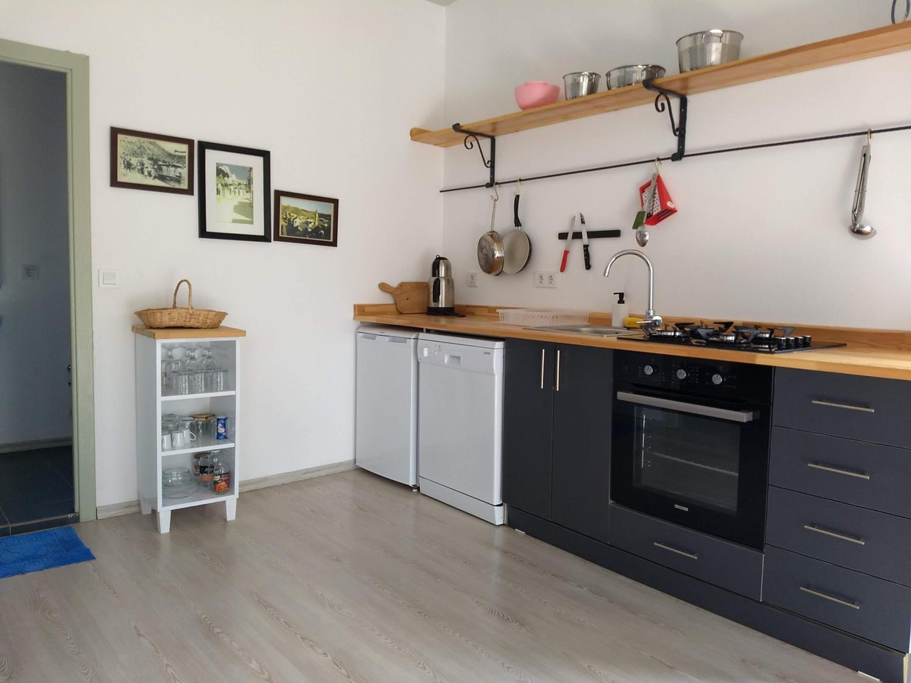 Karamel Tiny Houses view 2