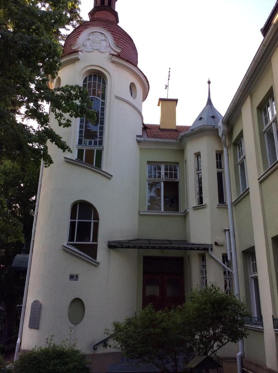 Photo 10