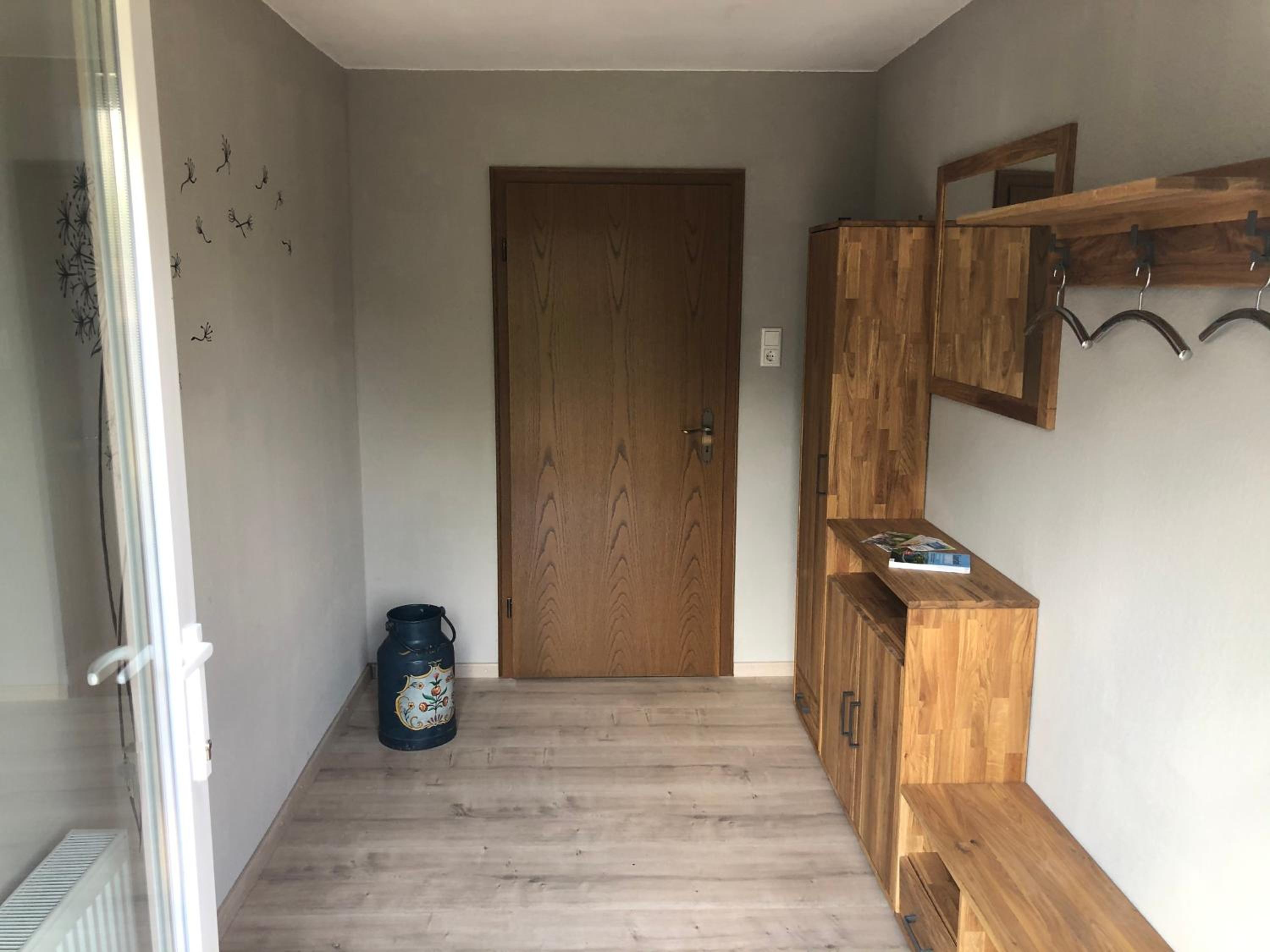 Ferienwohnung am Wald mit Garten & Hot-Tub & Alpakas