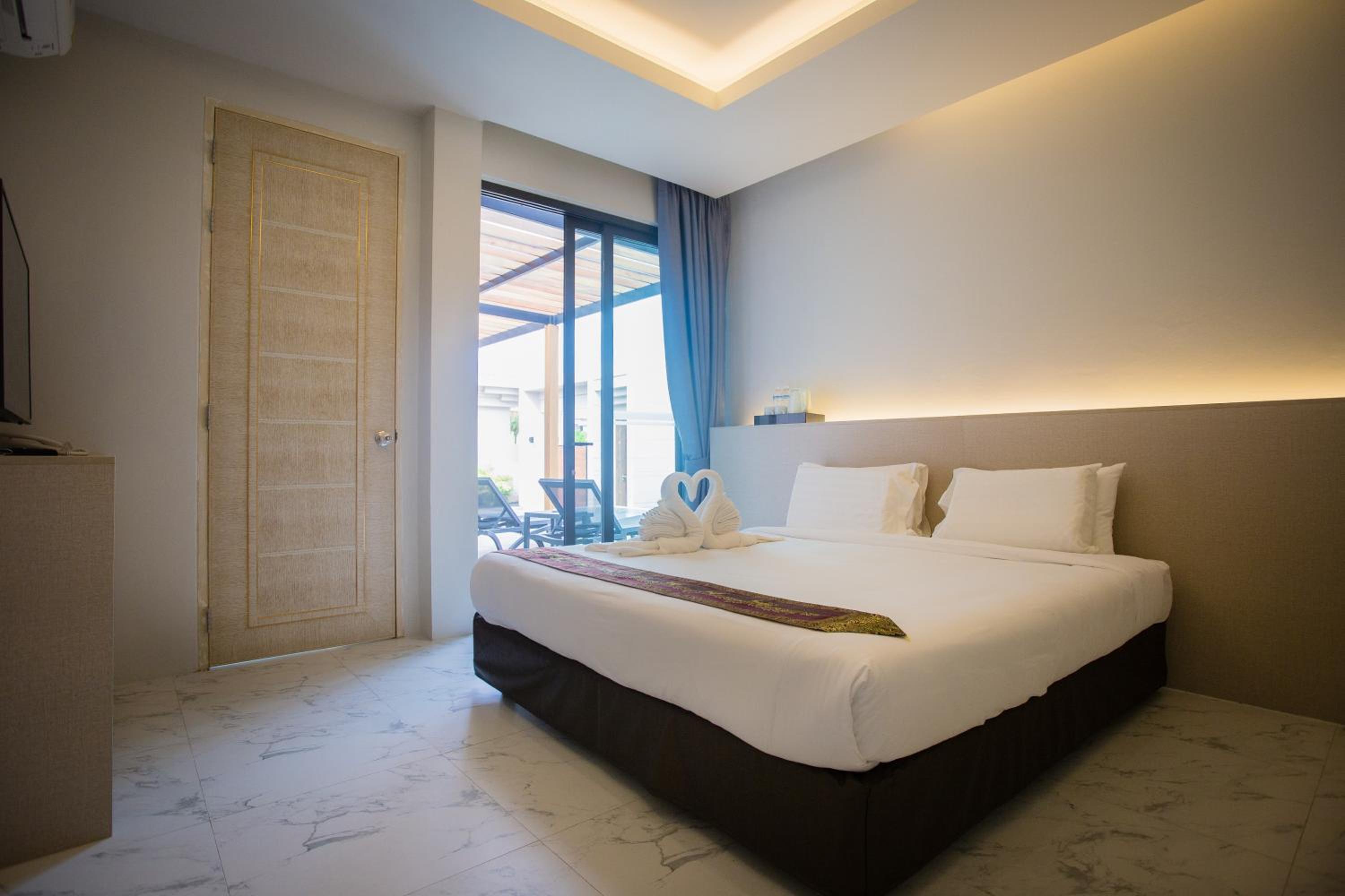 Gold Chariot Pool Villa, Phuket - SHA Plus Certified
