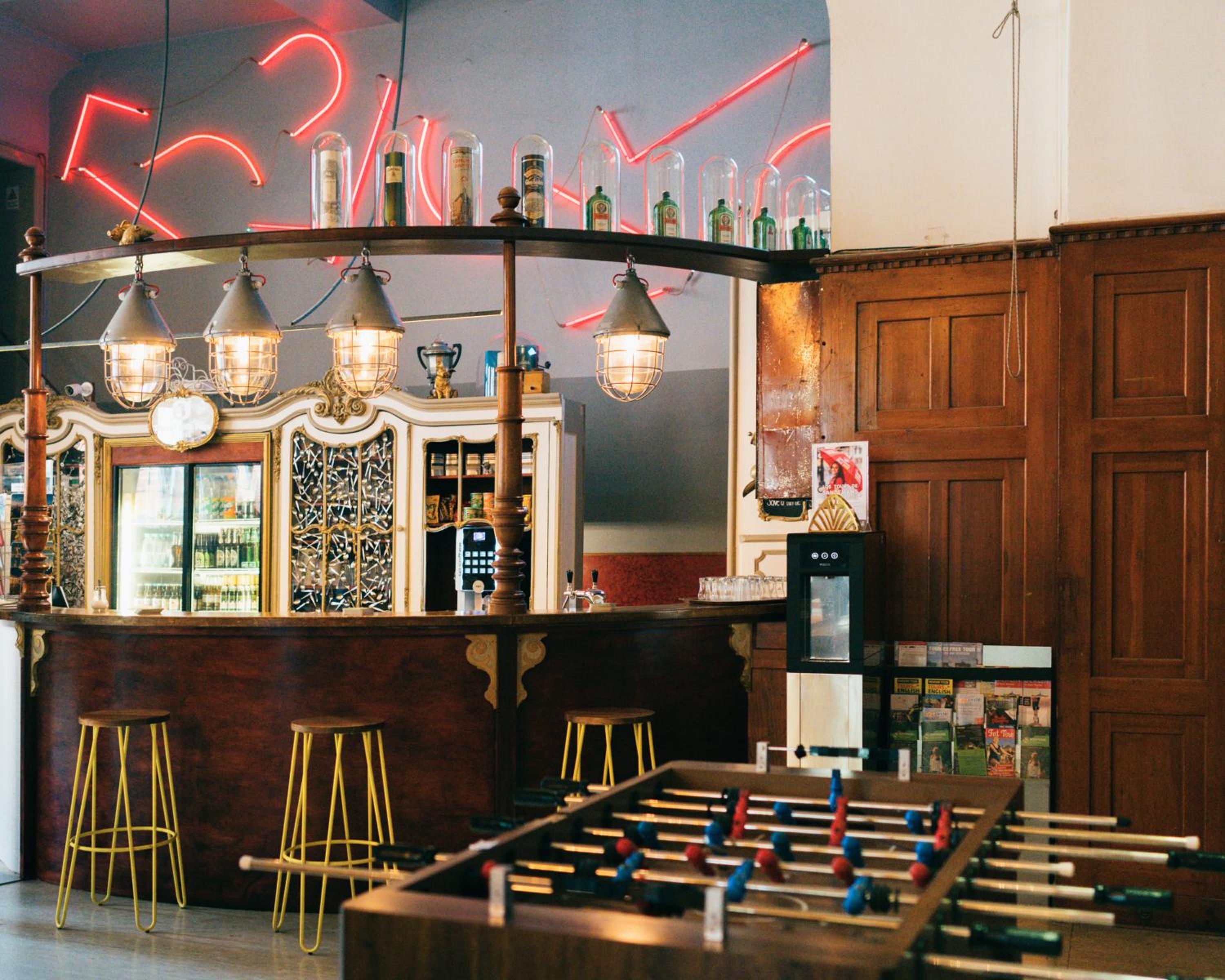 Three Little Pigs Hostel - Your Berlin Castle