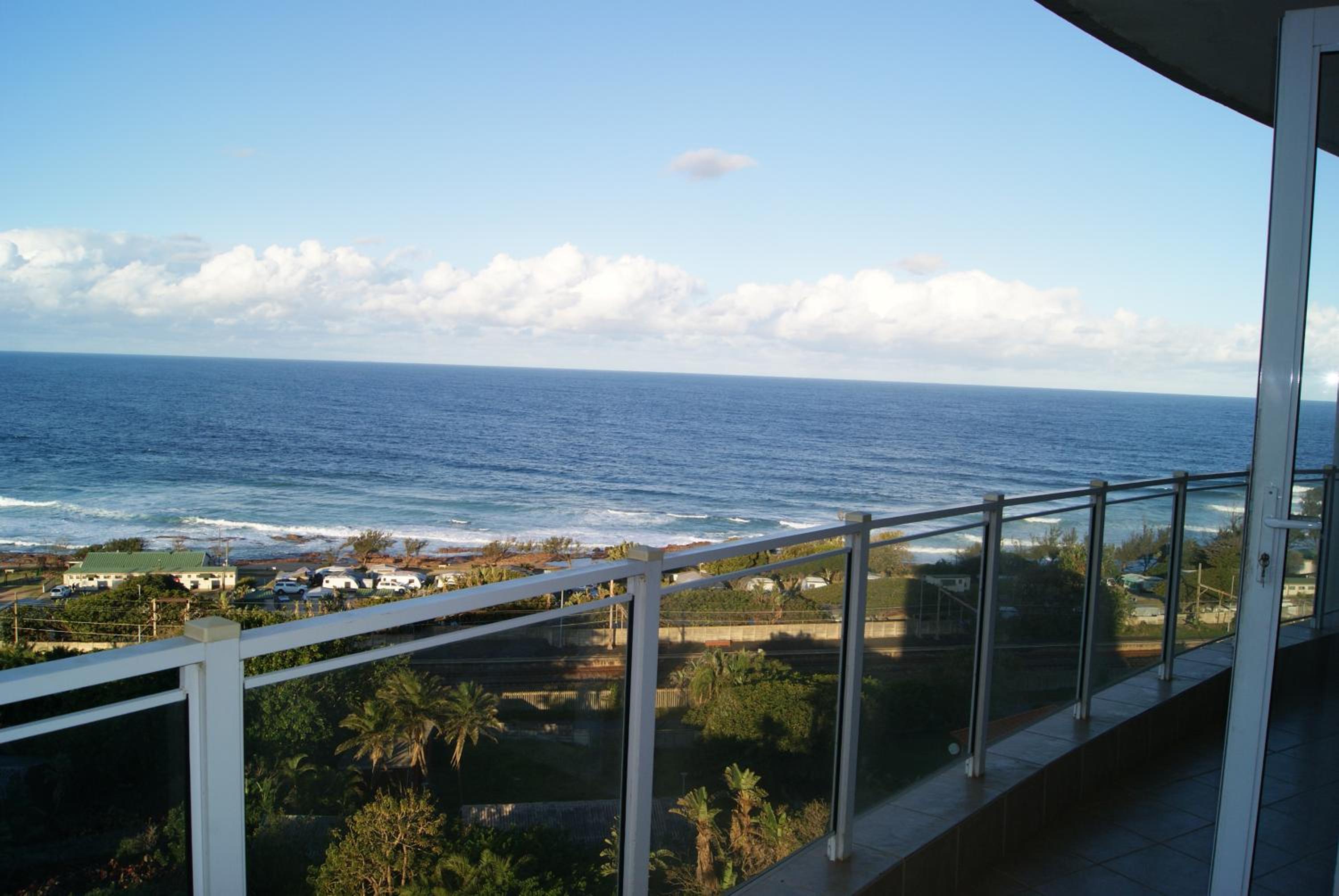 Luxury Apartment 23 @ Seahorse with 180° seaview