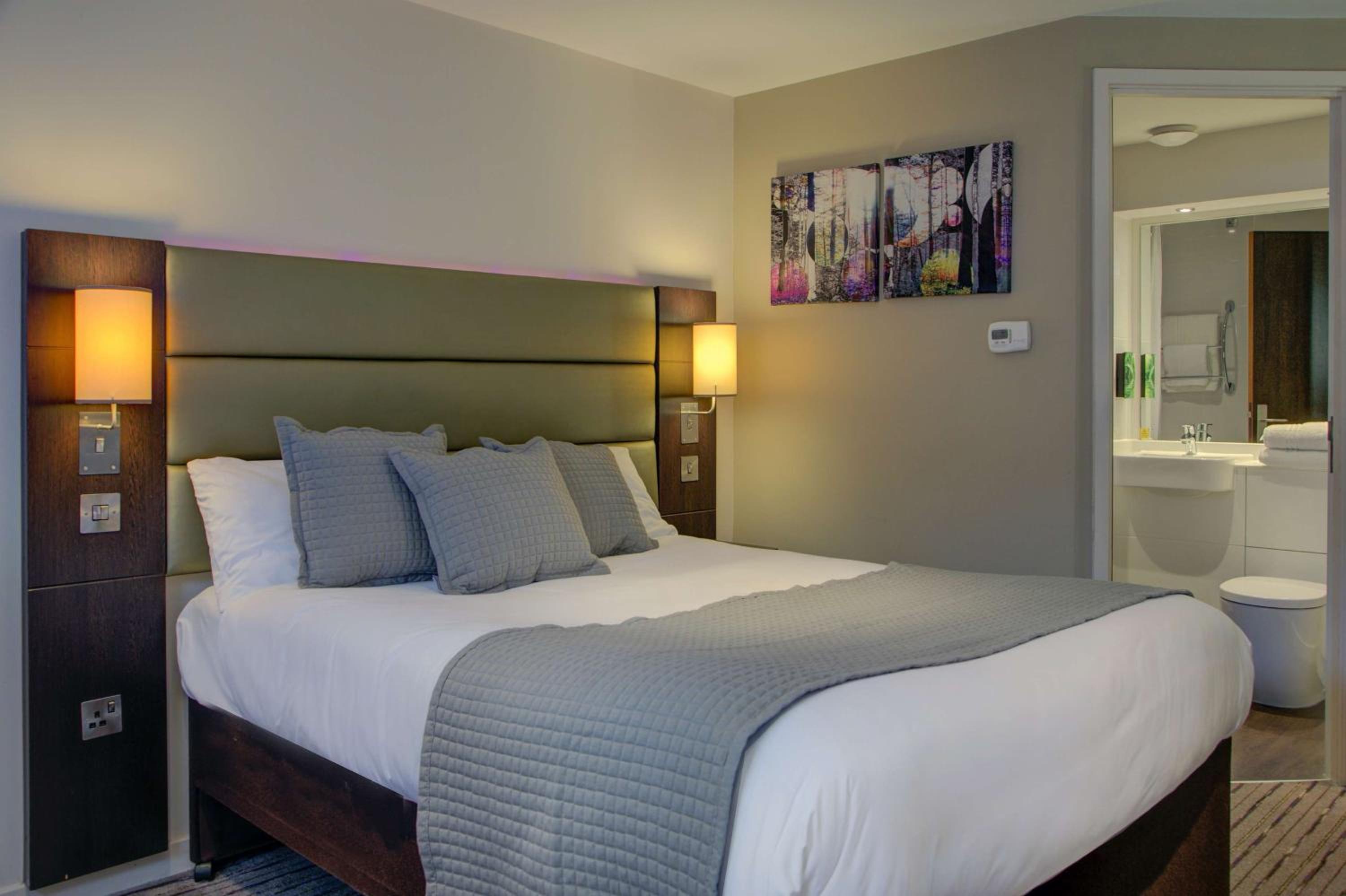 Huddersfield Vacations - Fortune Huddersfield; Sure Hotel Collection by Best Western - Property Image 7
