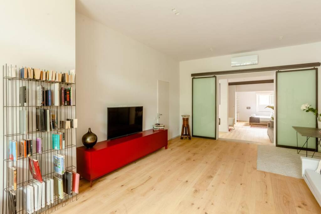 Ex Artist Studio Loft near Piazzale Michelangelo
