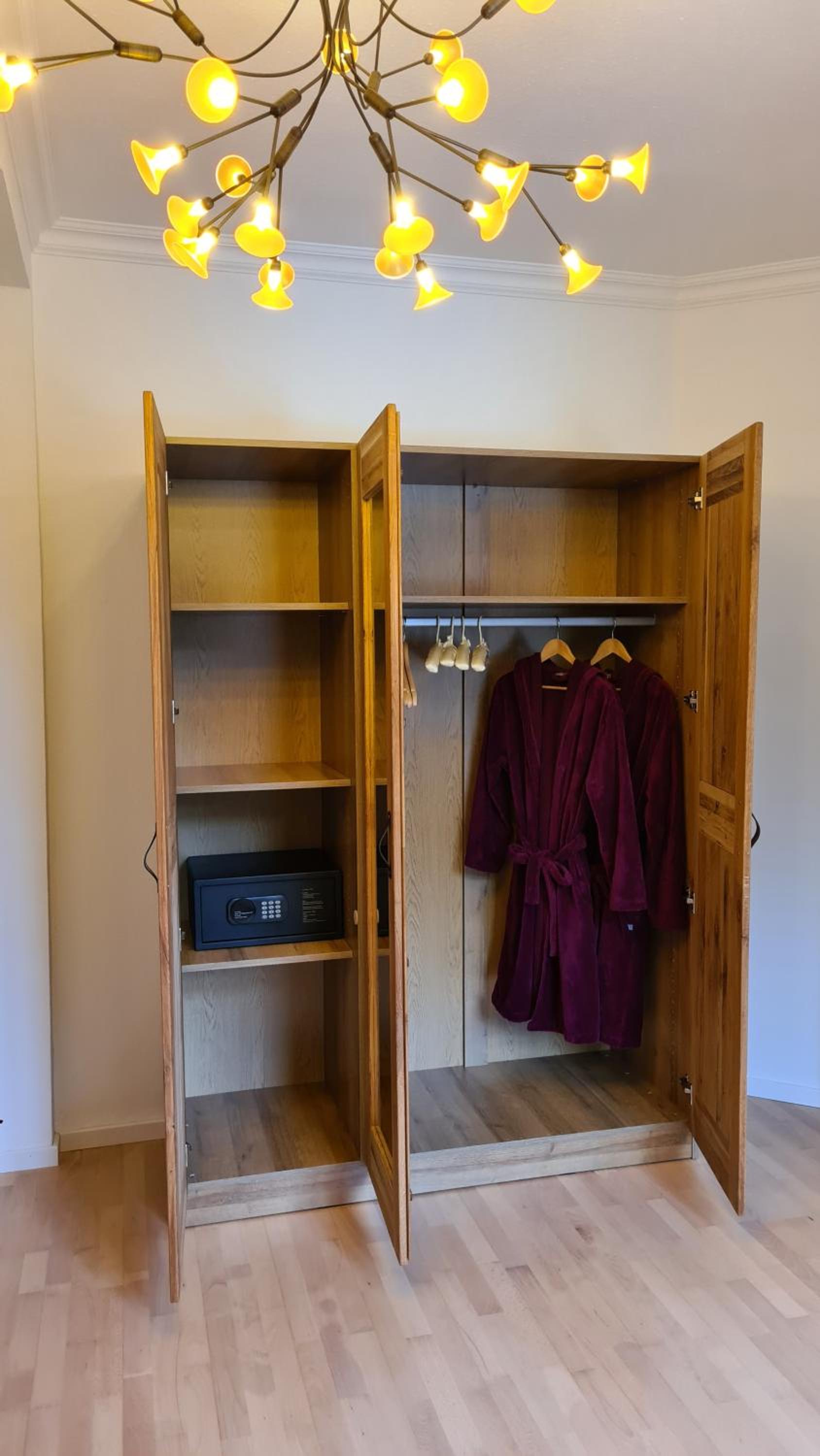 Photo 21