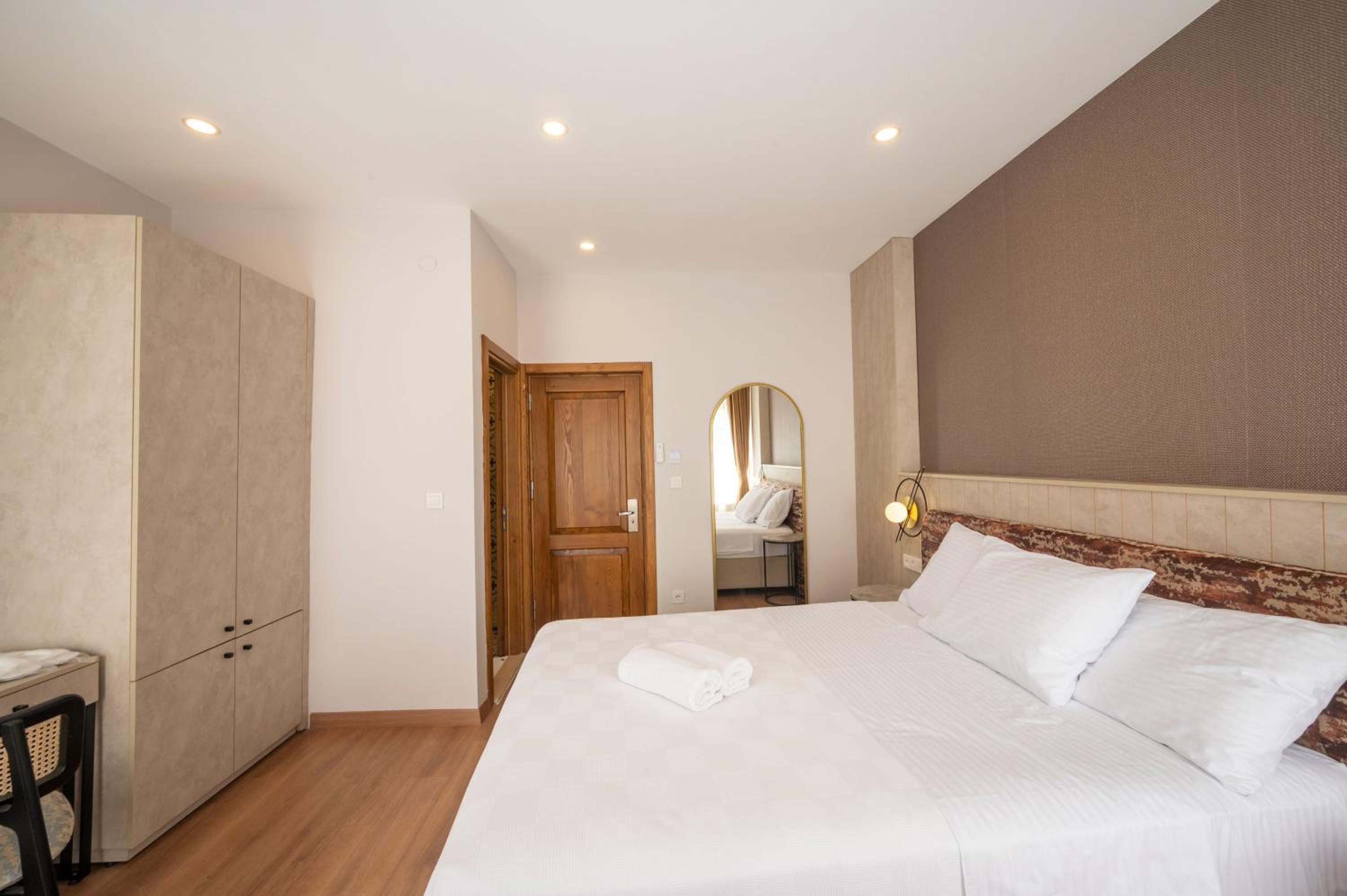 TAKSİM SUİTE - Image 80