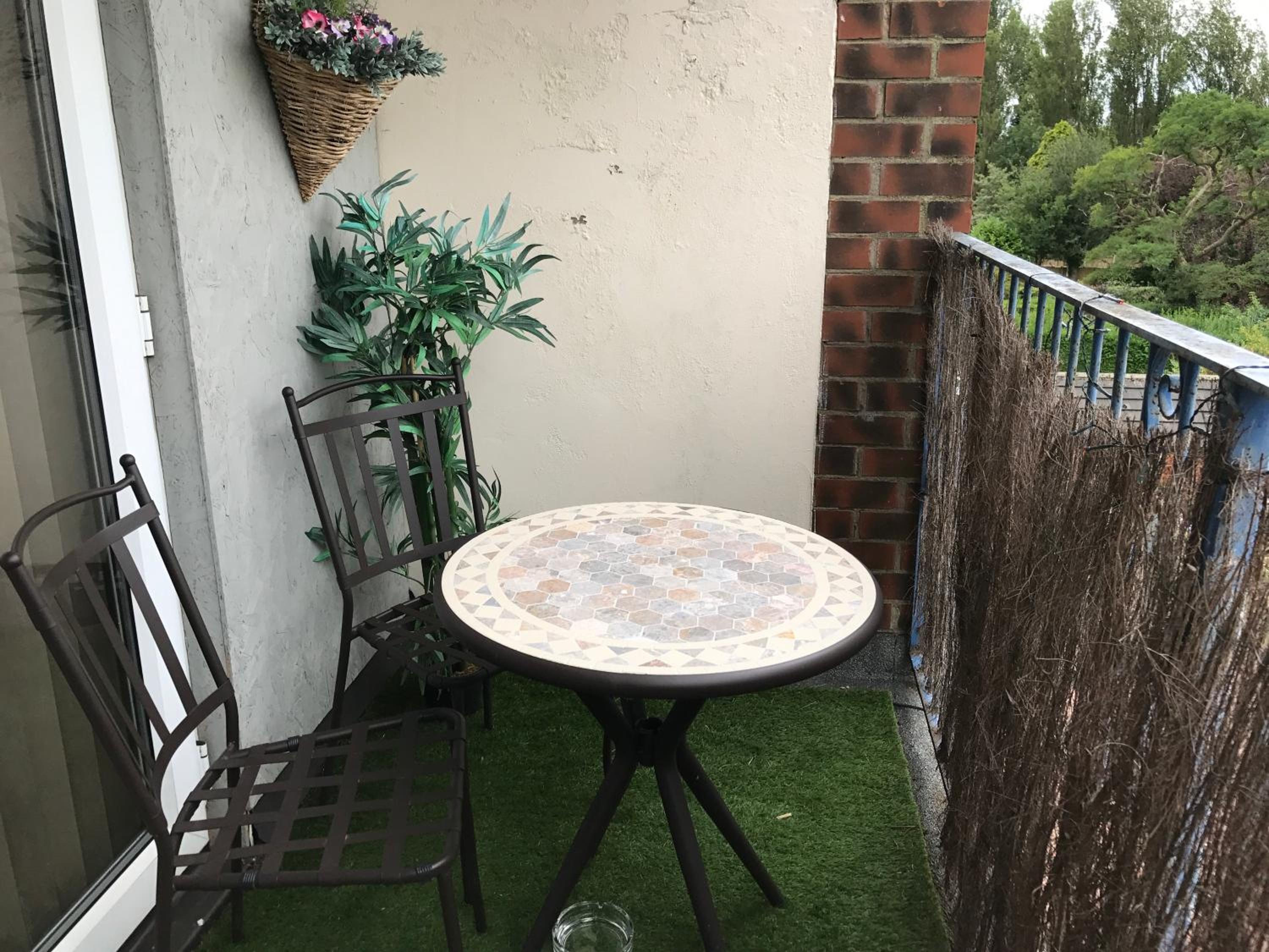 Acorn Guest House in Hull