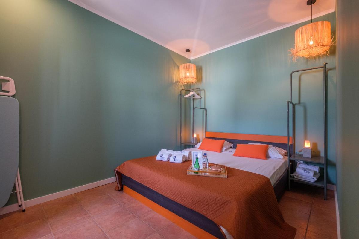 Y Quebedo - Boutique Apartments