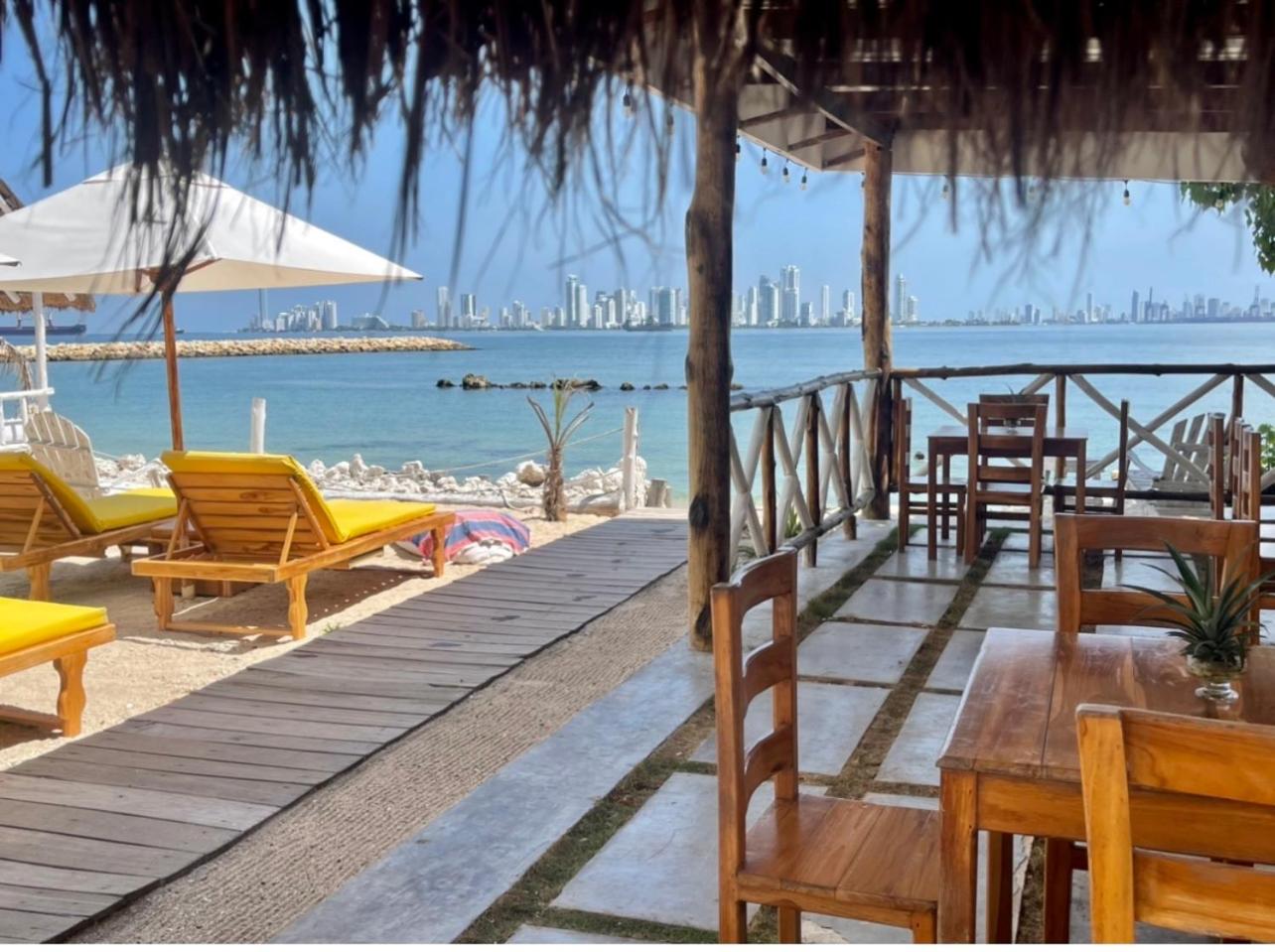 Mira Mira Beach