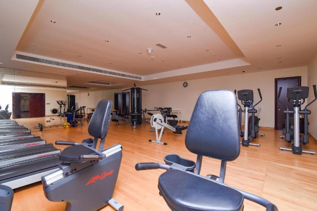 Royal Club By RVHR, Grandeur Residence Crescent Palm Jumeirah