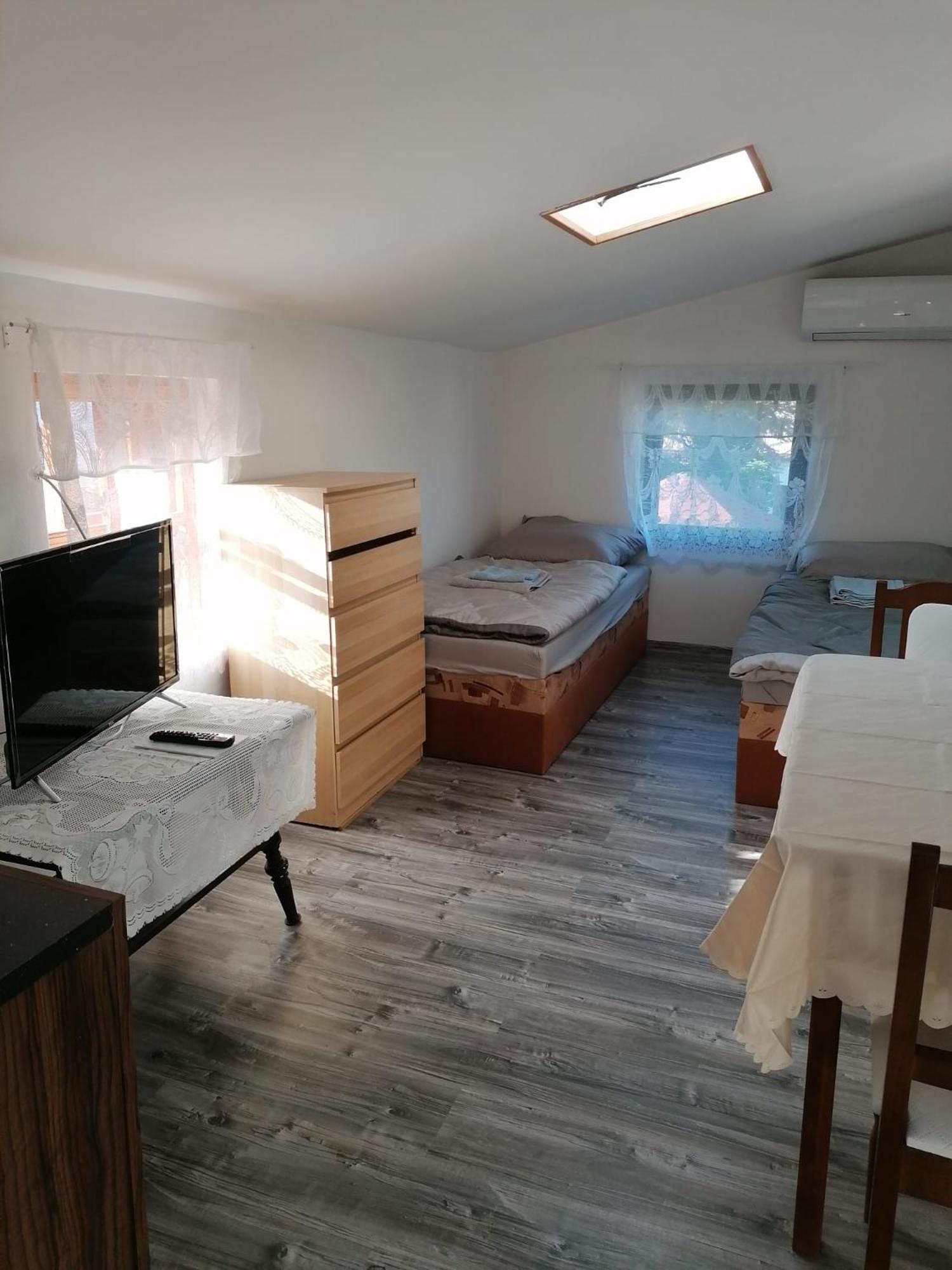 Apartmán se zahradou pro dvě osoby v turisticky oblíbené lokalitě