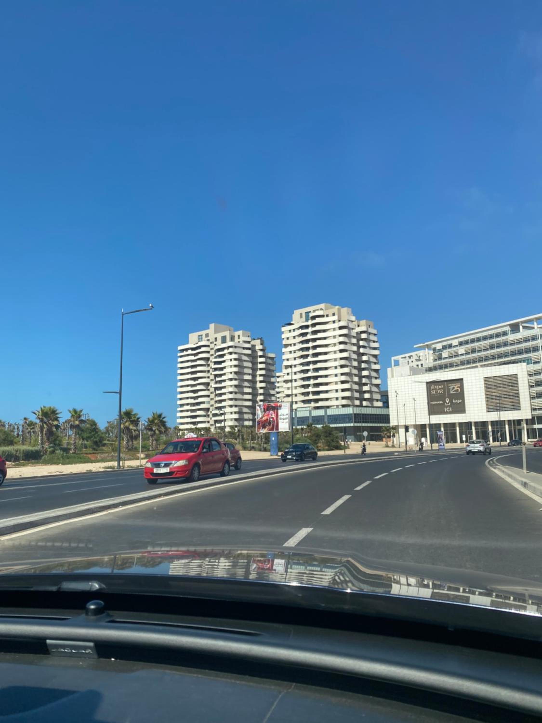 Hotel MARINA - ROYAL PENTHOUSE by Appart’Ali - Image 1