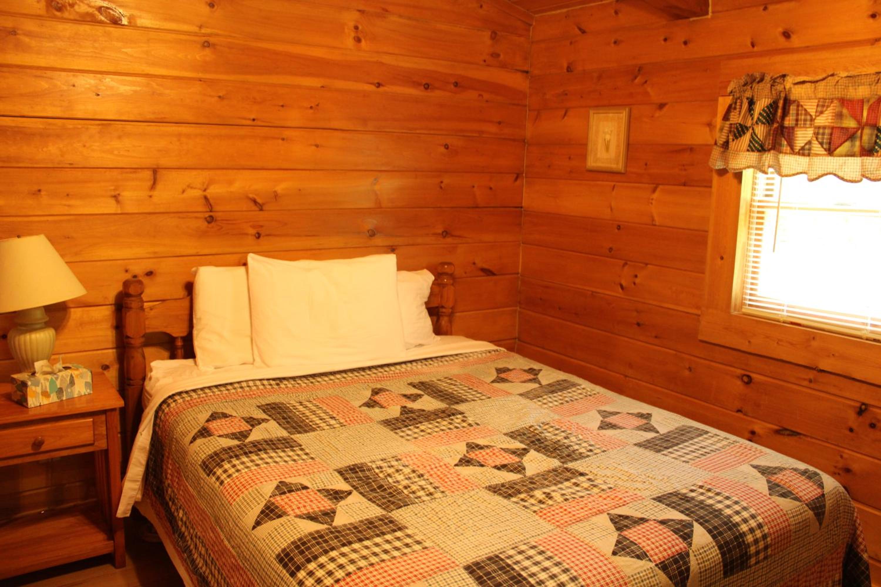 Country Road Cabins