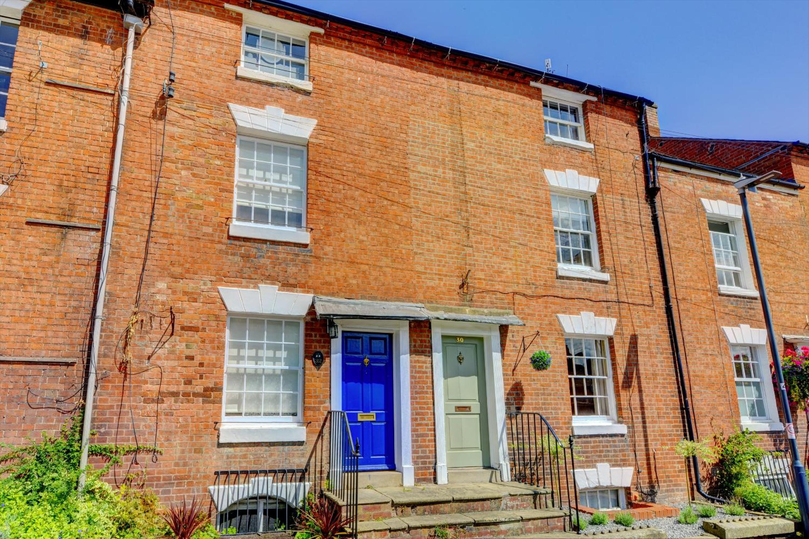 Warwick Vacations - Church Bells House by Spa Town Property - 3 Bedroom Georgian Townhouse in Central Warwick - Property Image 9