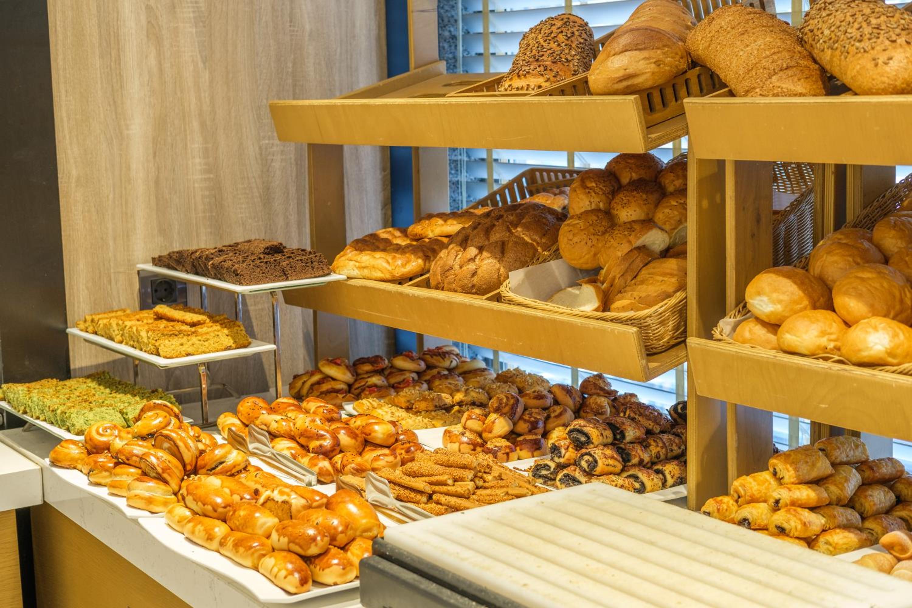 Golden Age Hotel Taksim - Image 25