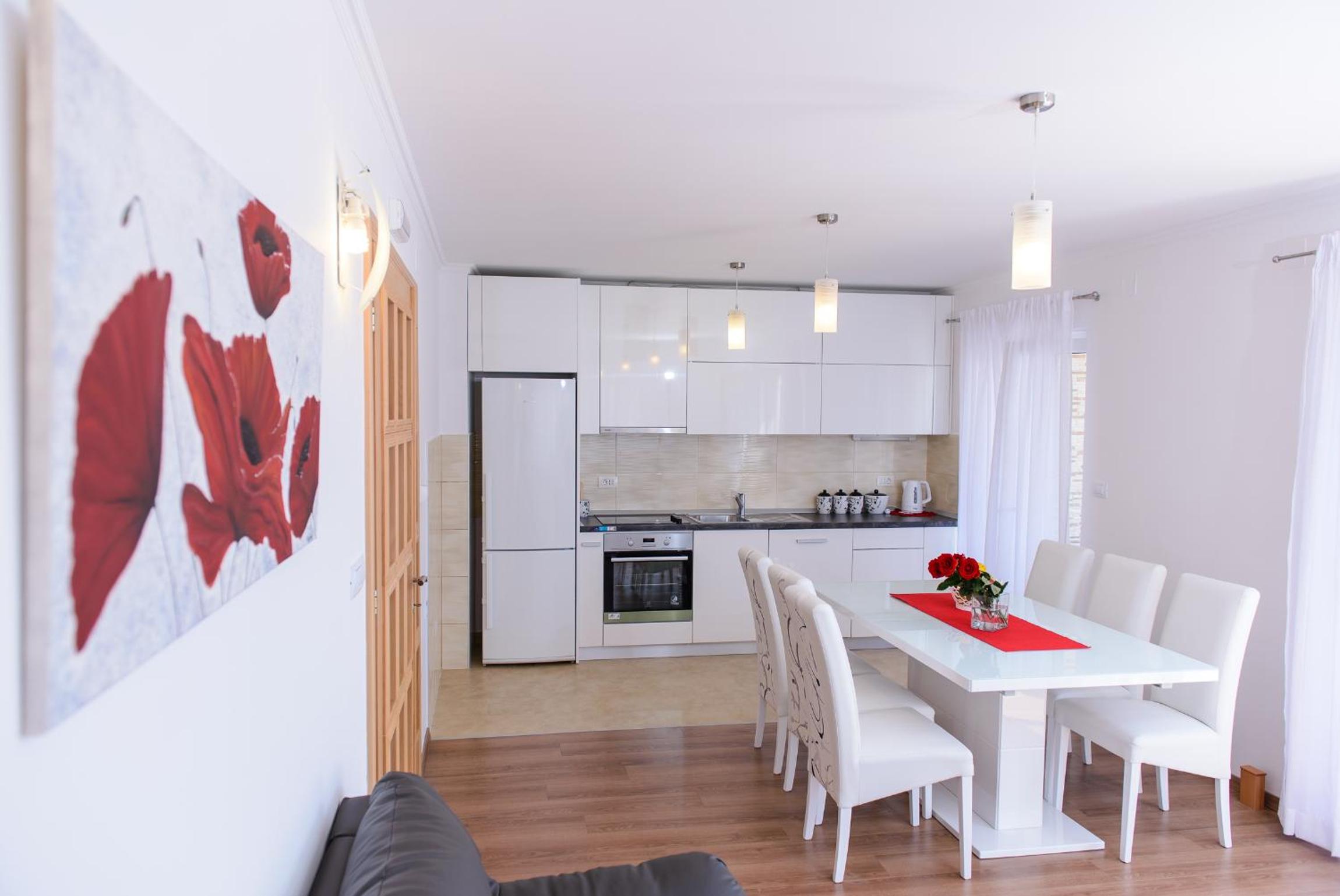 Apartment Violeta 1 with private terrace