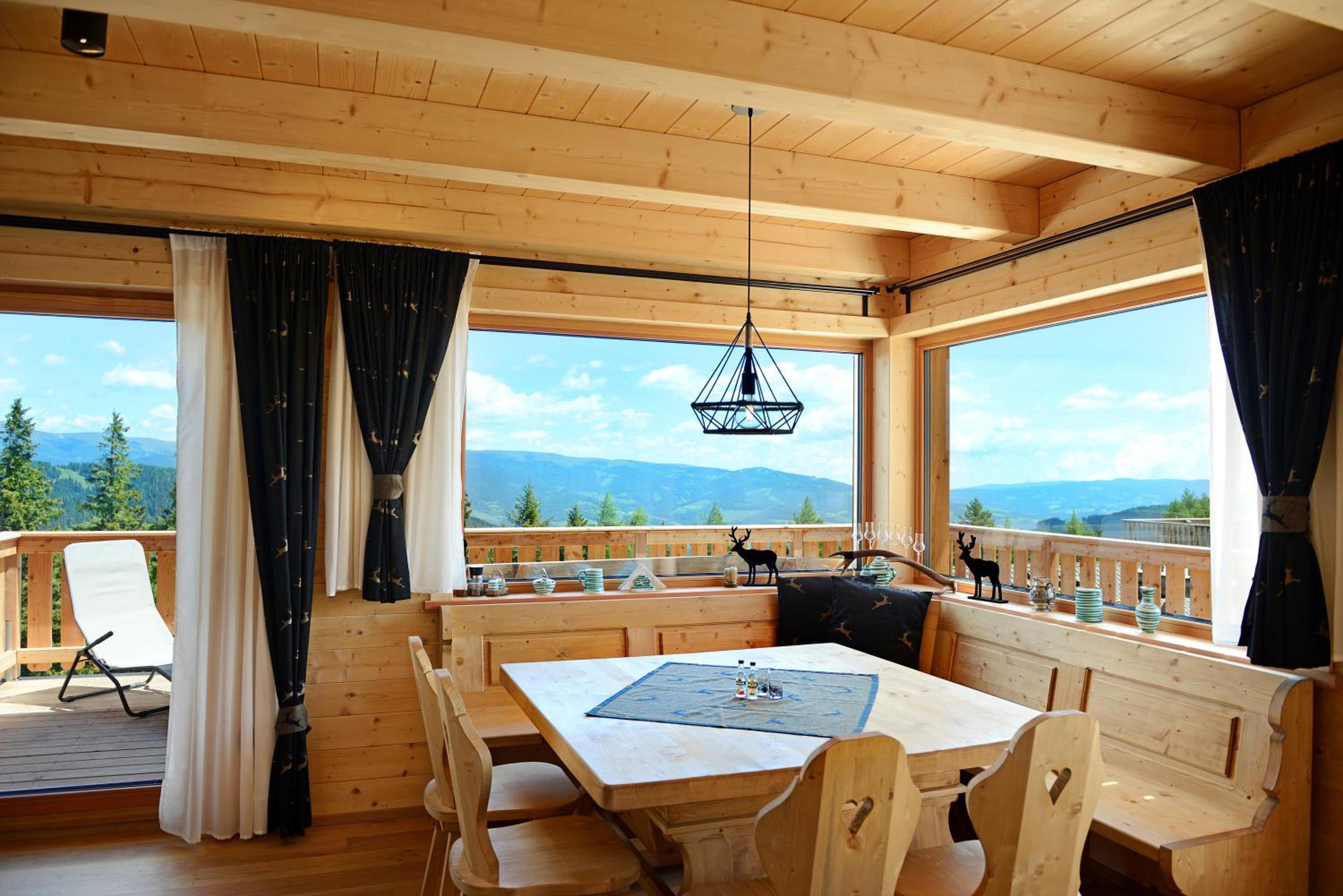 Almchalet Hüttenzauber view 5