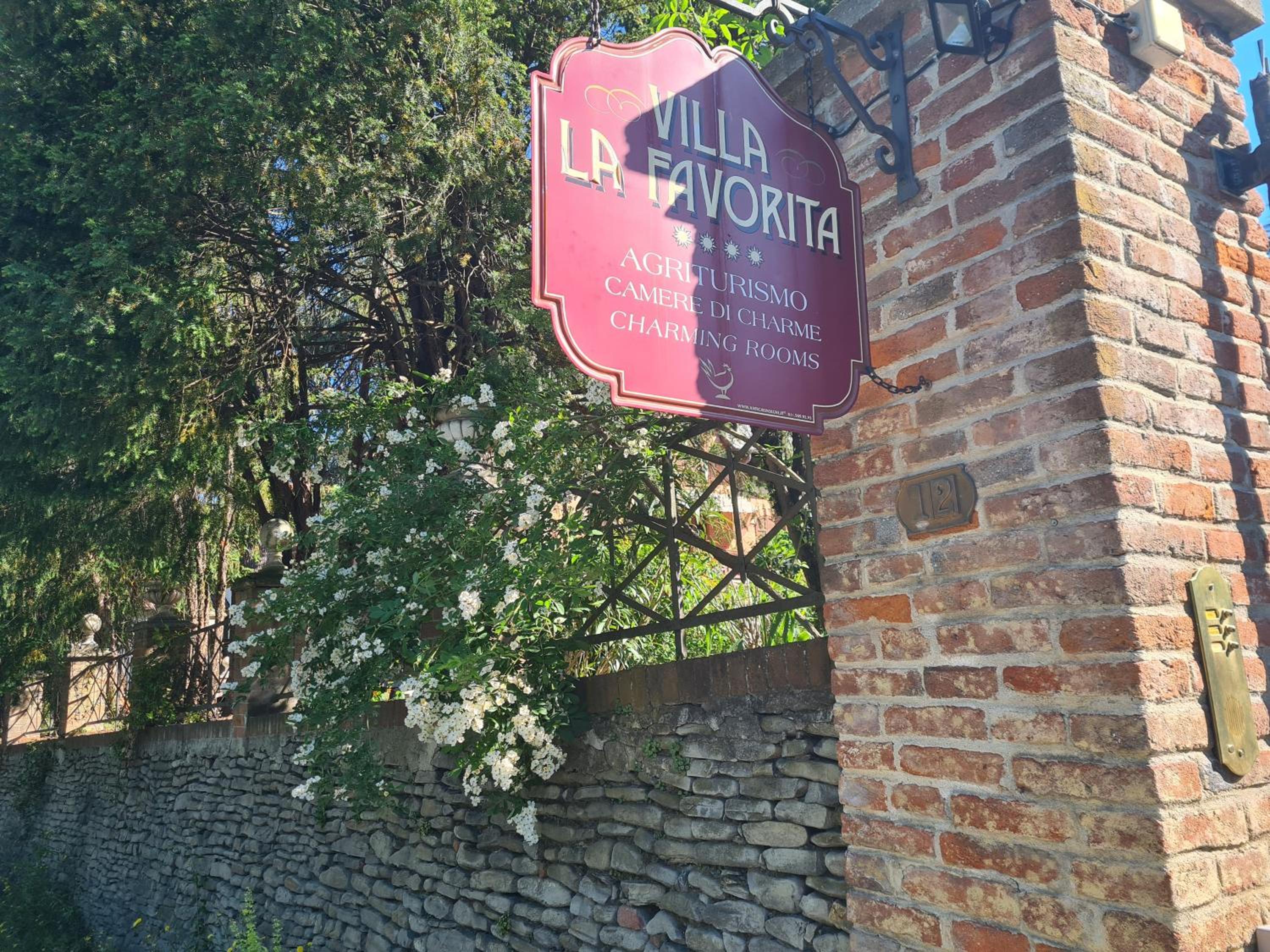 Villa La Favorita view 2