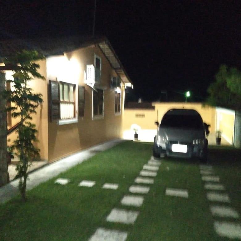 Casa Coral em Saquarema
