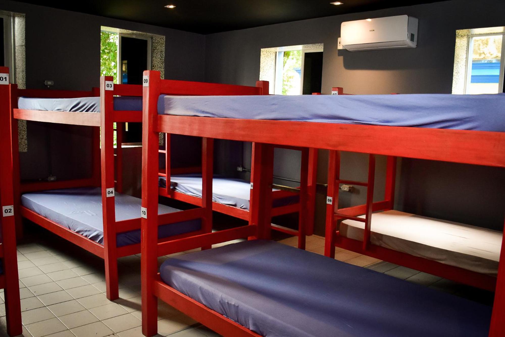 Reef Hostel & Pousada