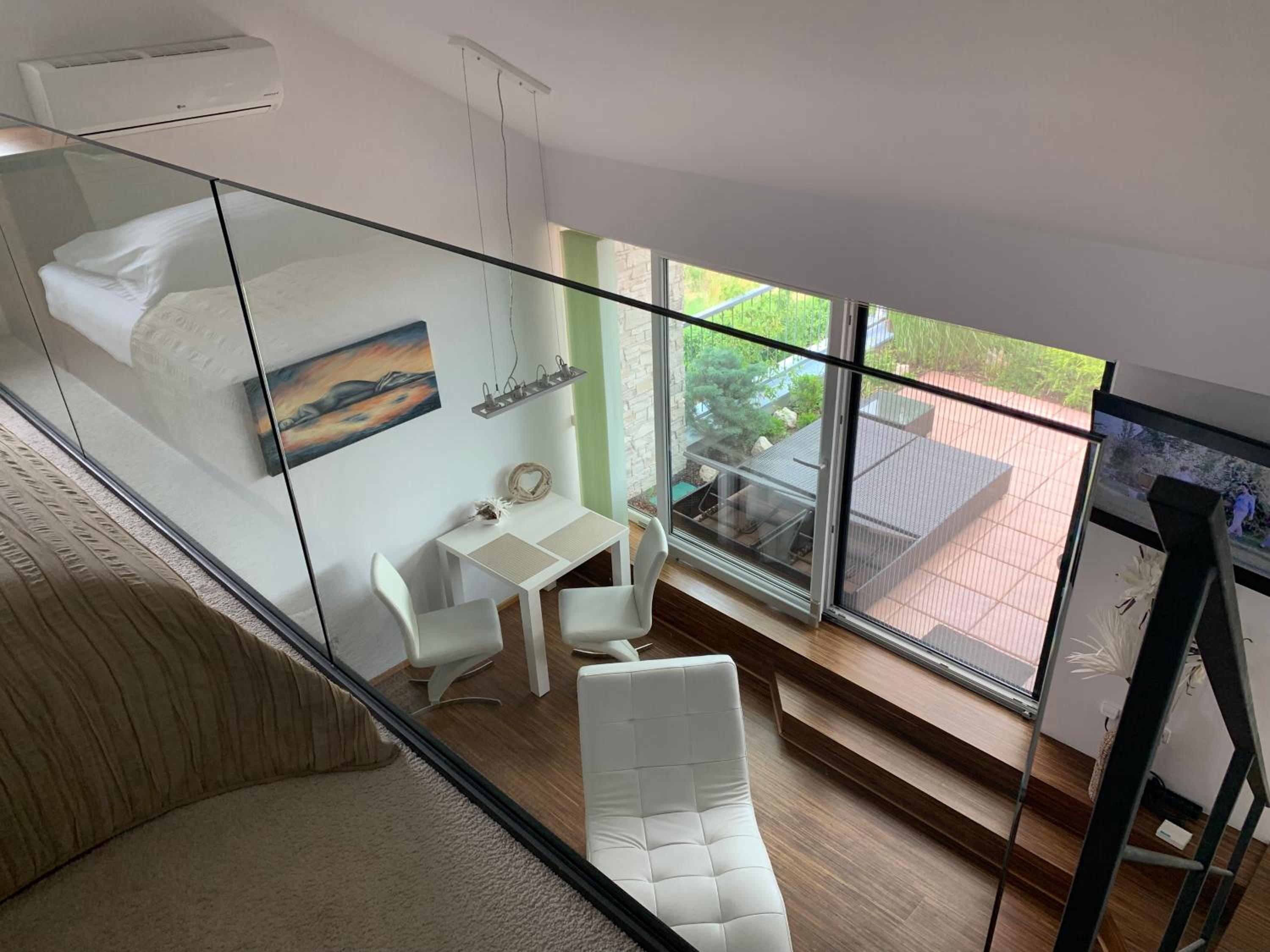 Apartmán Pálava 1 s terasou a výhledem na jezero