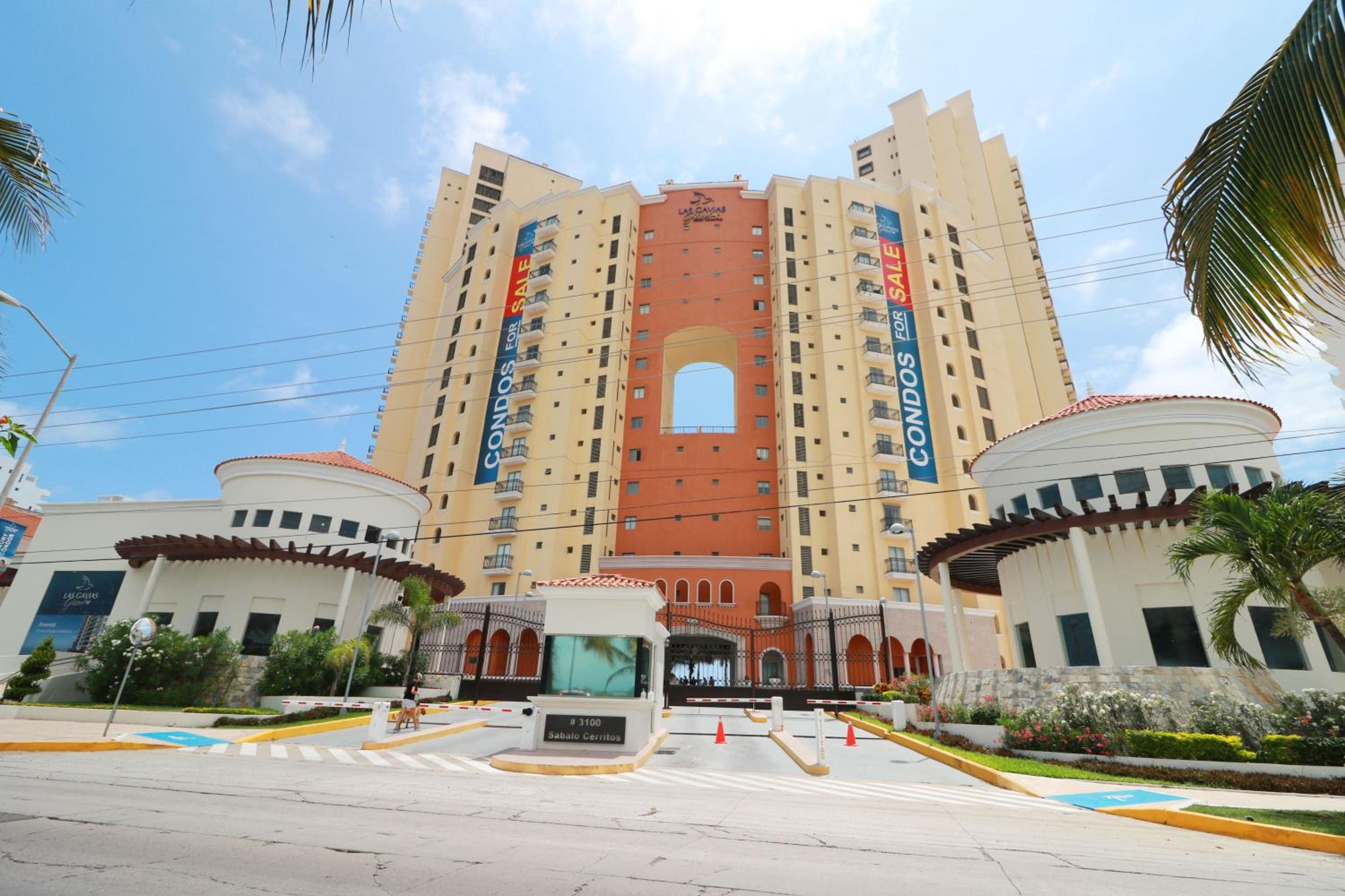 Hotel GAVIAS GRAND MAZATLAN APT. 1415 - Image 1