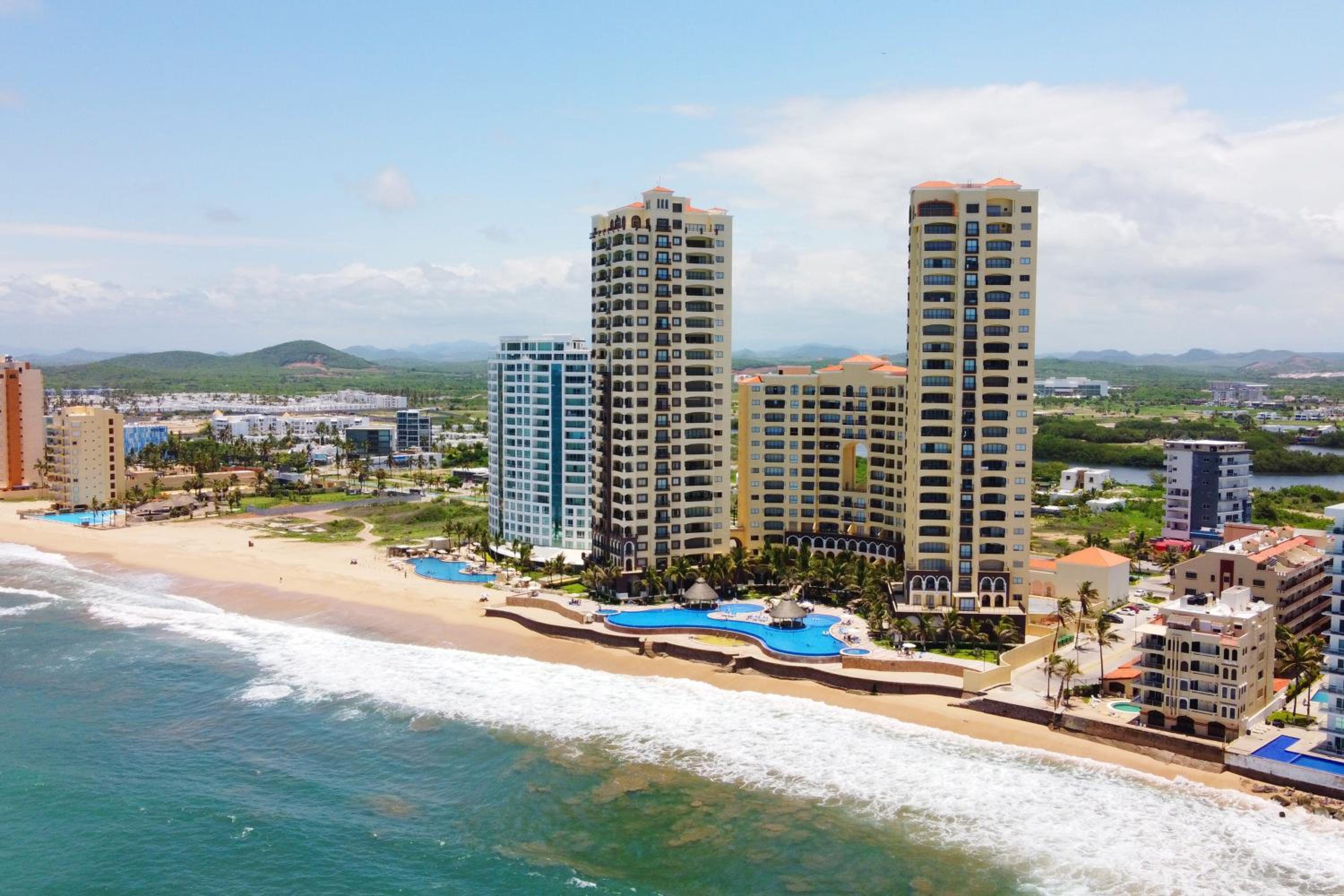 Departamento en Gavias Grand Mazatlan 920 Torre Sur view 2