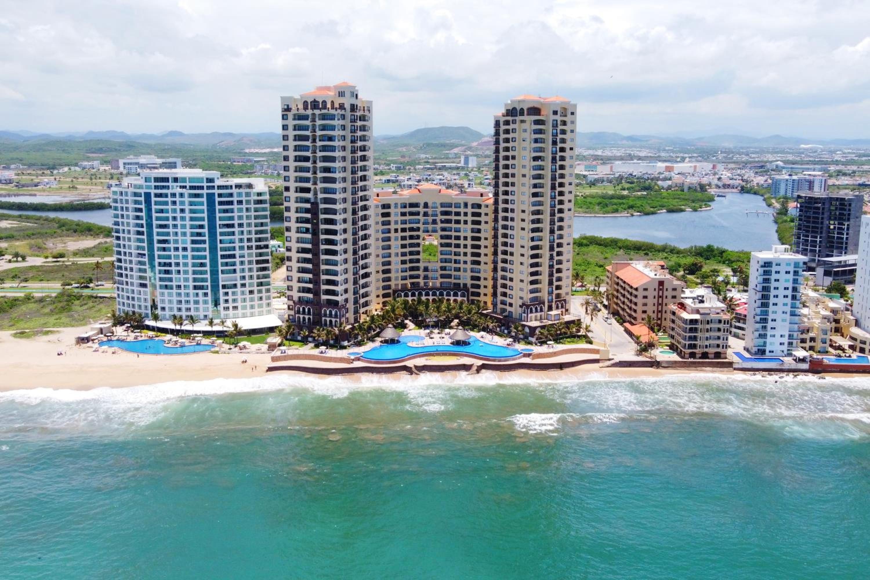 Hotel Departamento en Gavias Grand Mazatlan 920 Torre Sur - Image 1