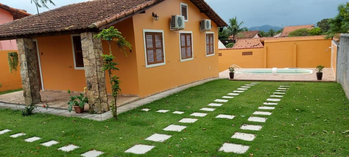 Casa Coral em Saquarema