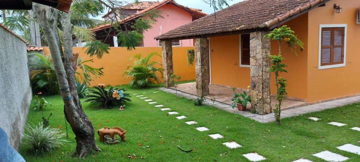Casa Coral em Saquarema