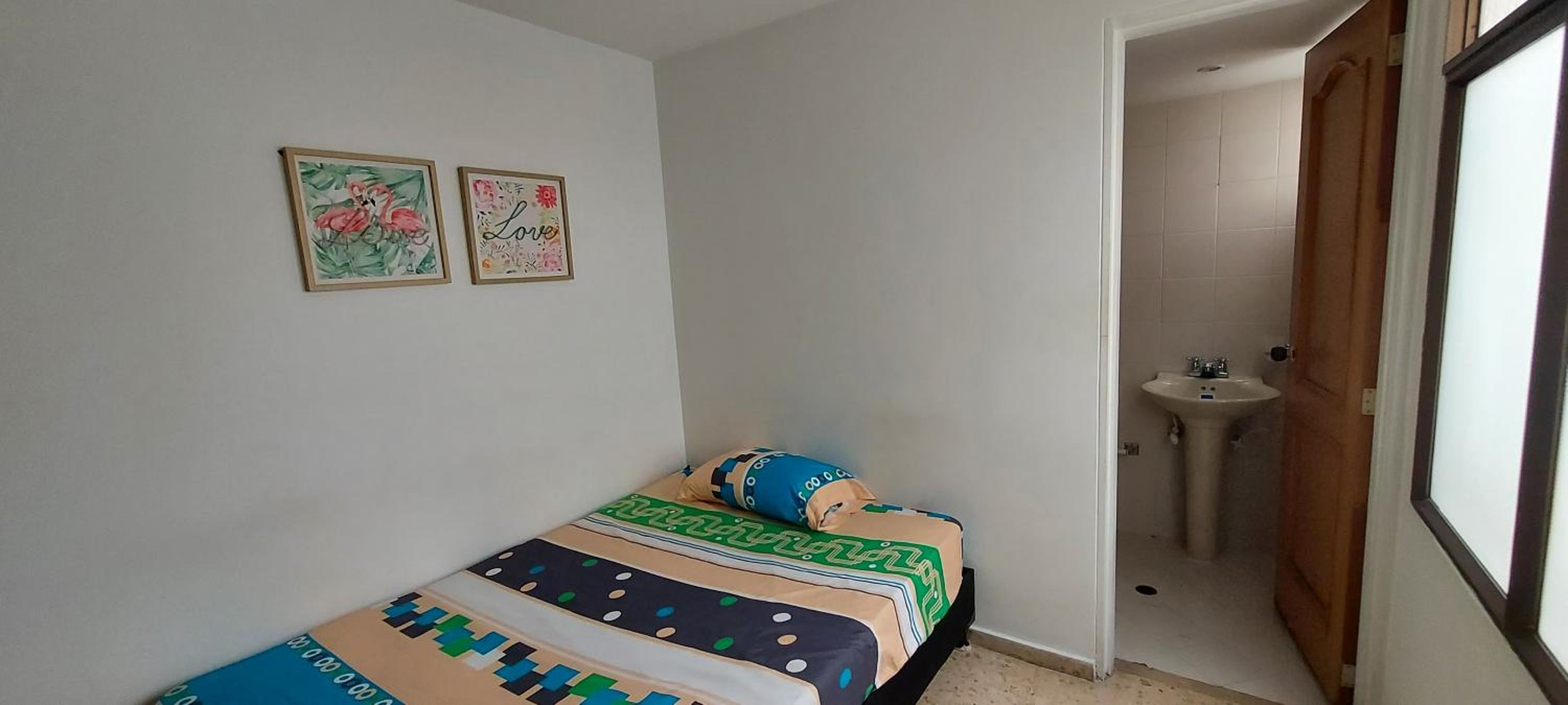 Amplio Apartamento en Los Colores