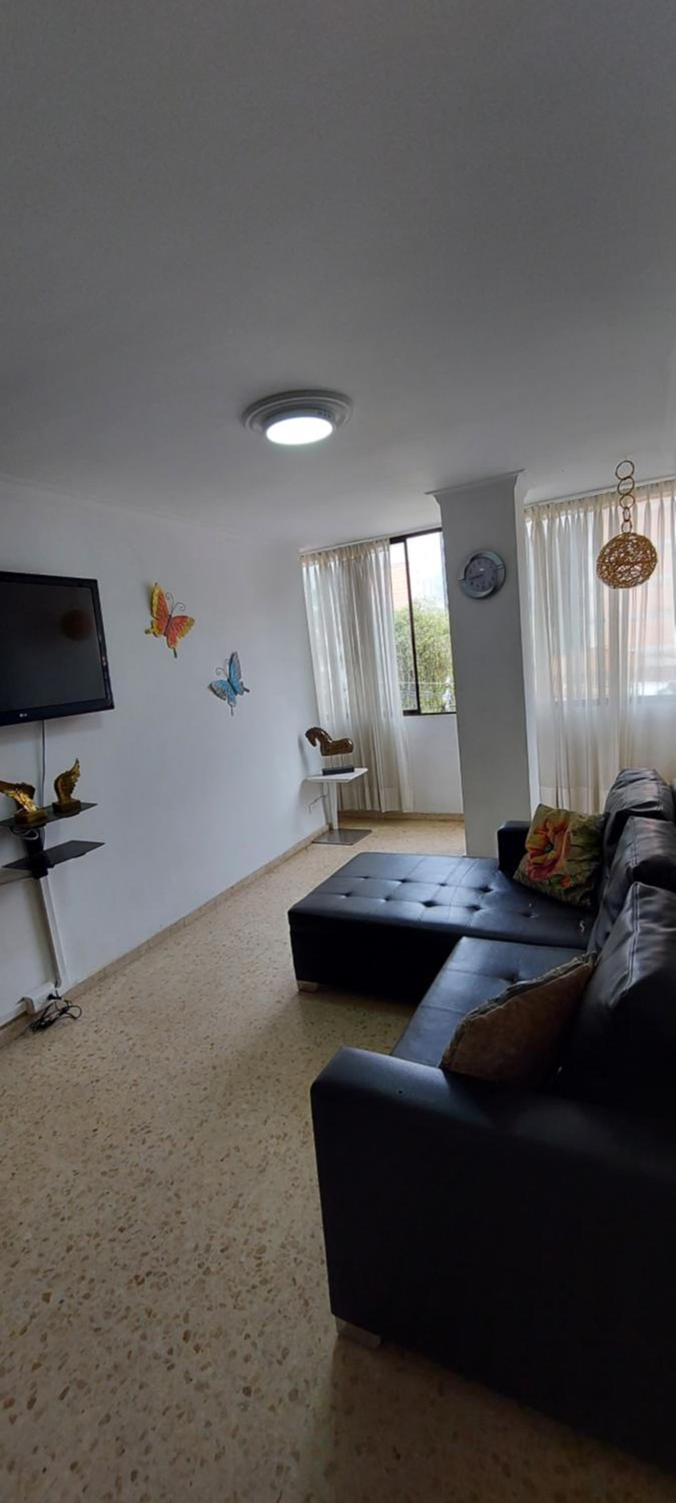Amplio Apartamento en Los Colores