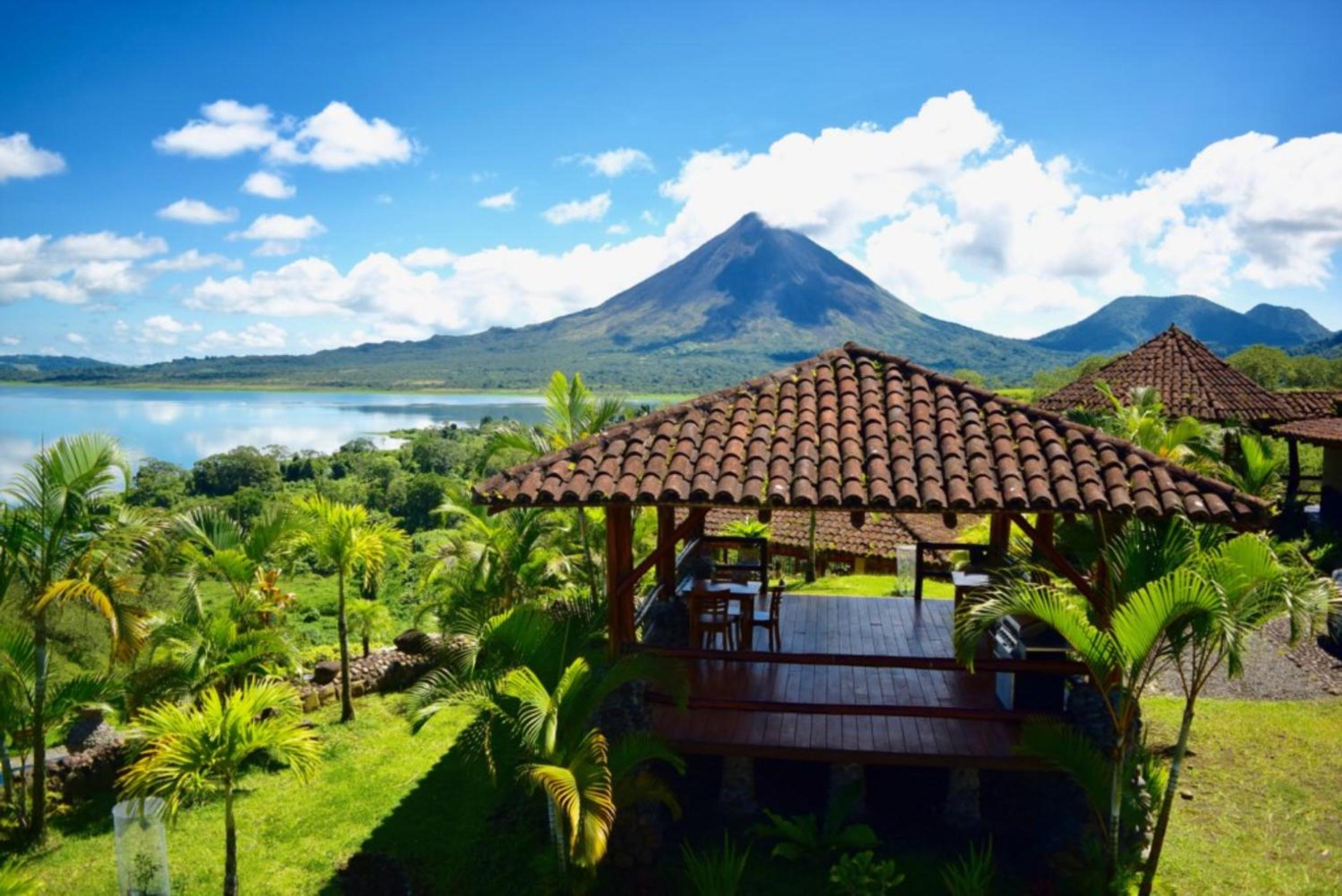 Pie In The Sky 2 Luxury Home With Amazing Views!