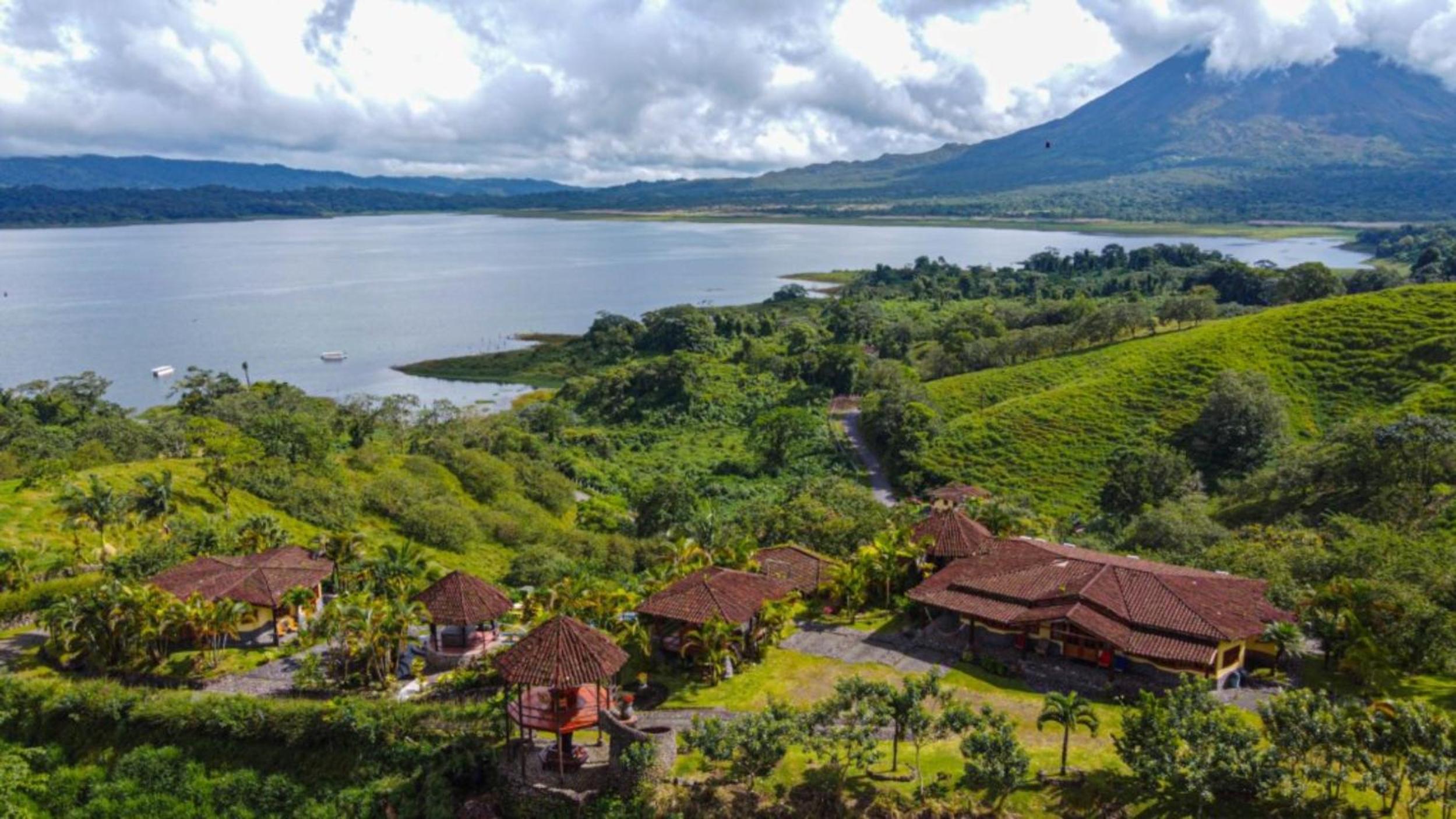 Pie In The Sky 2 Luxury Home With Amazing Views!