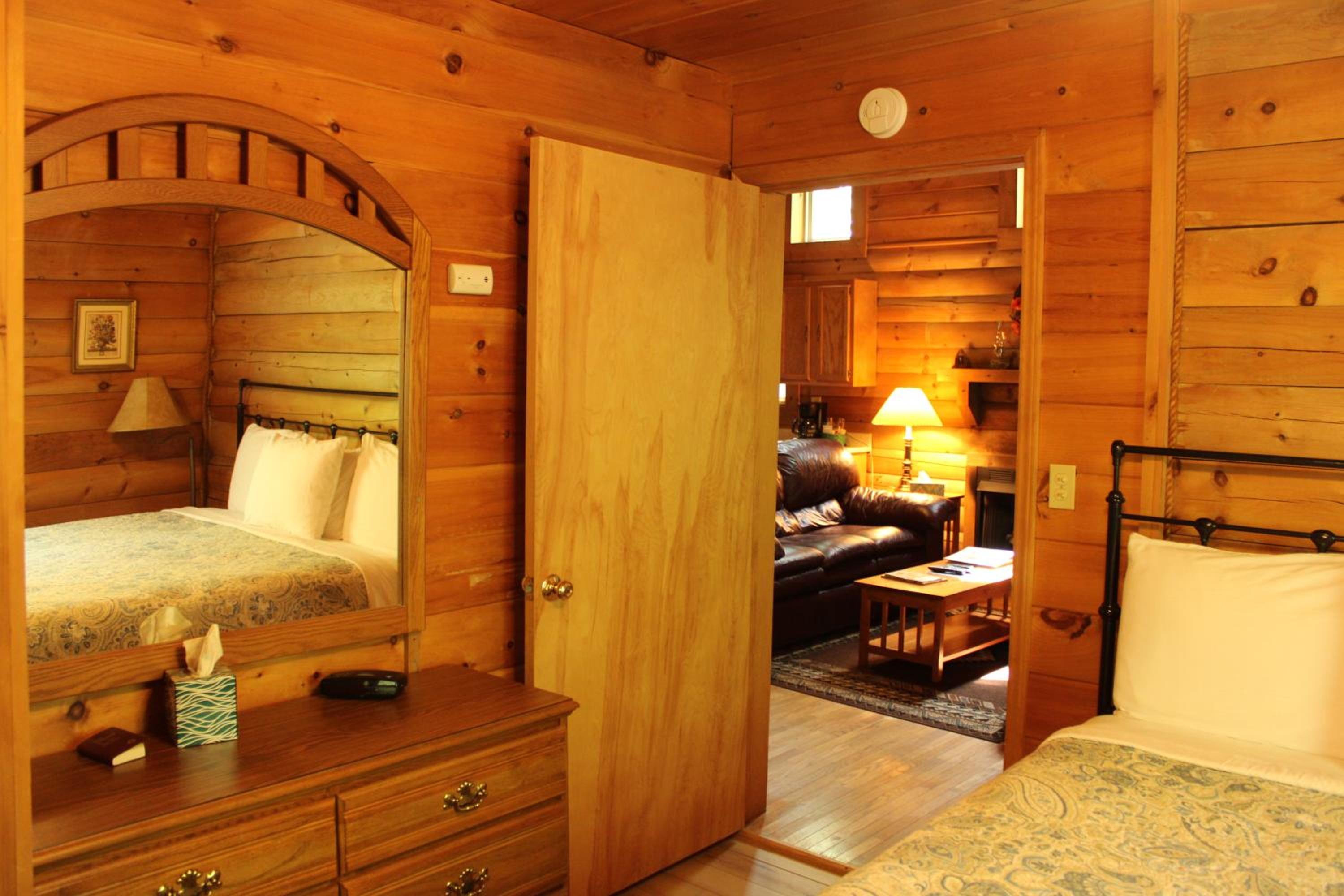 Country Road Cabins