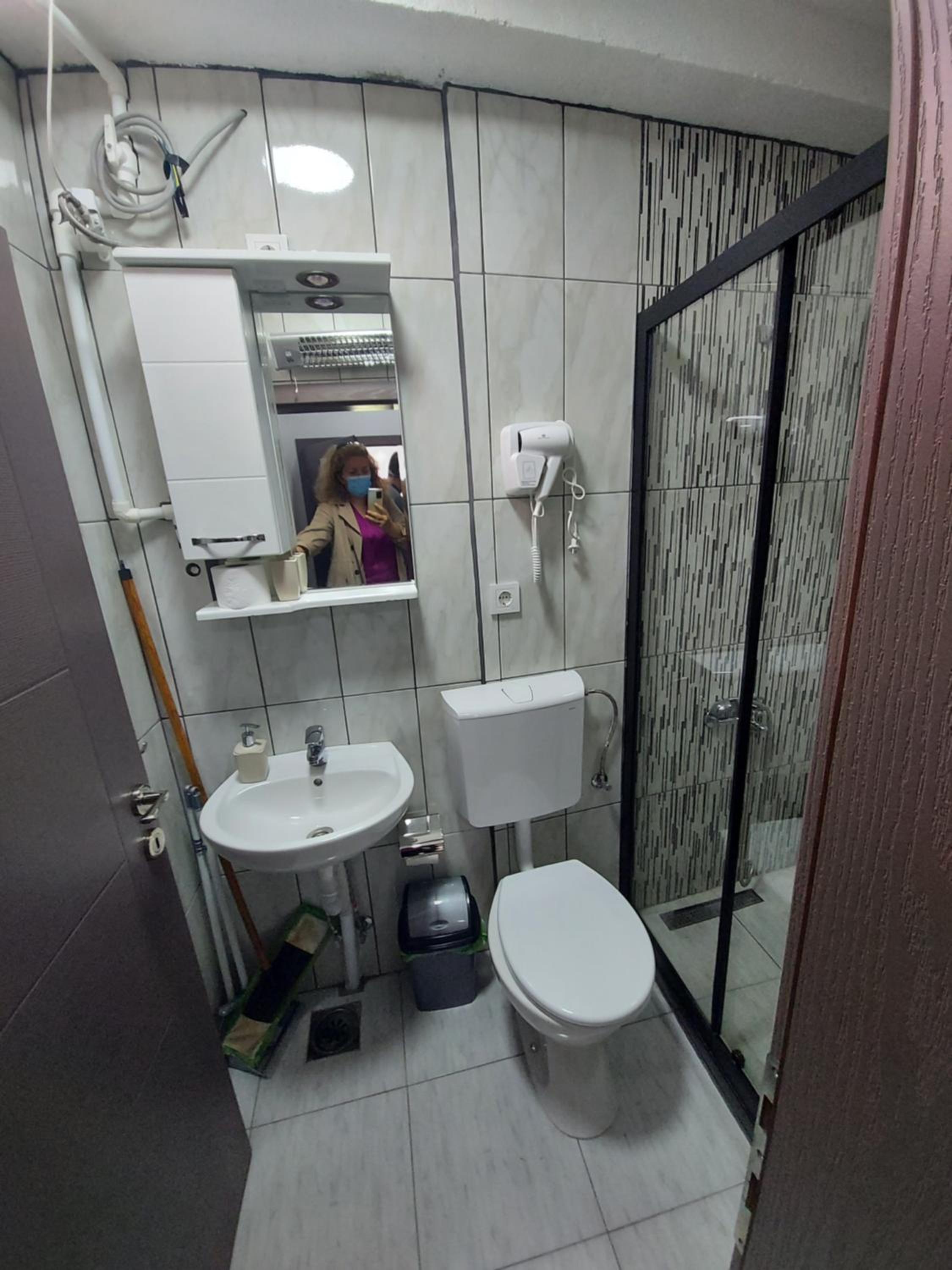 Photo 47