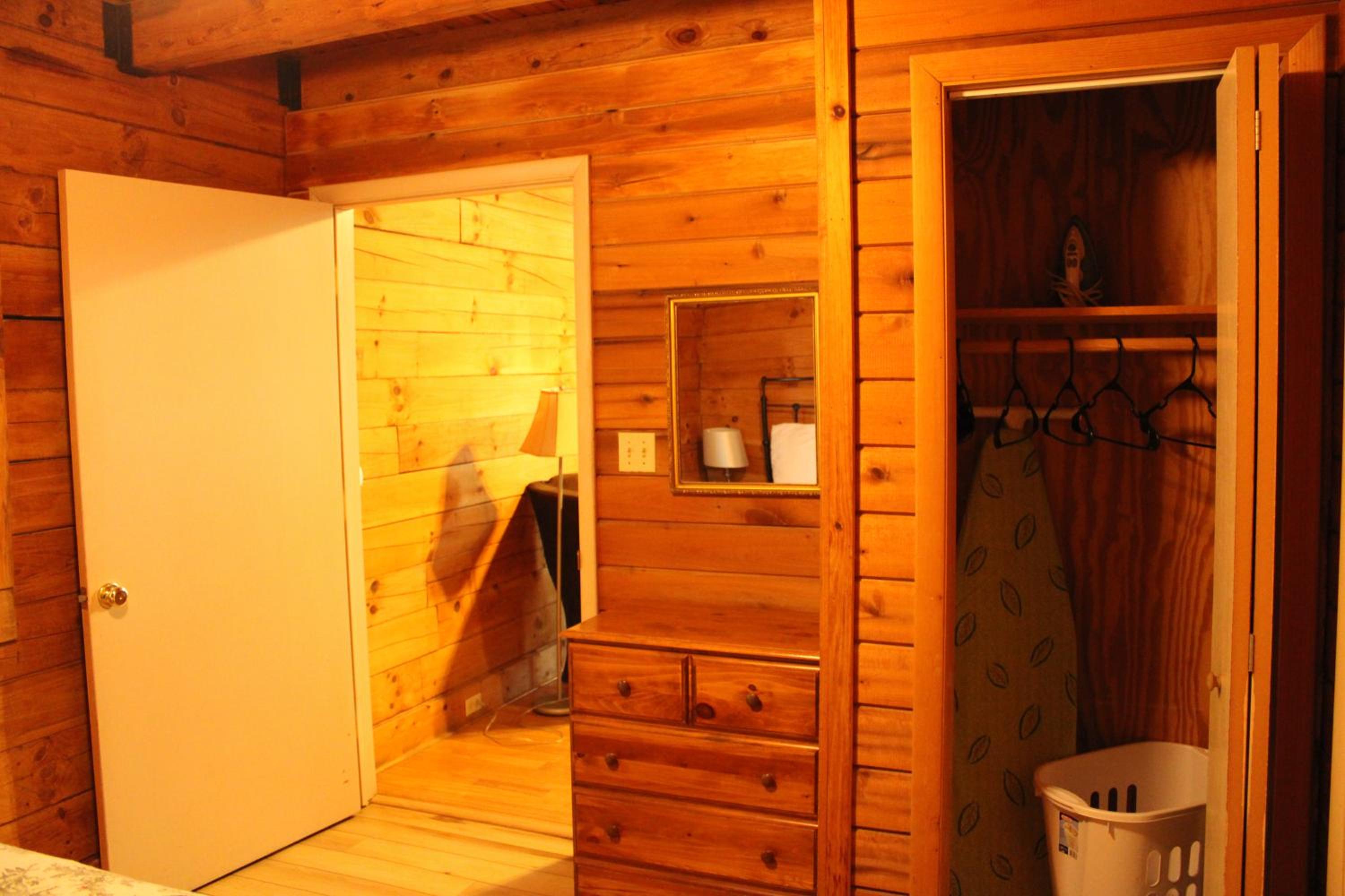 Country Road Cabins