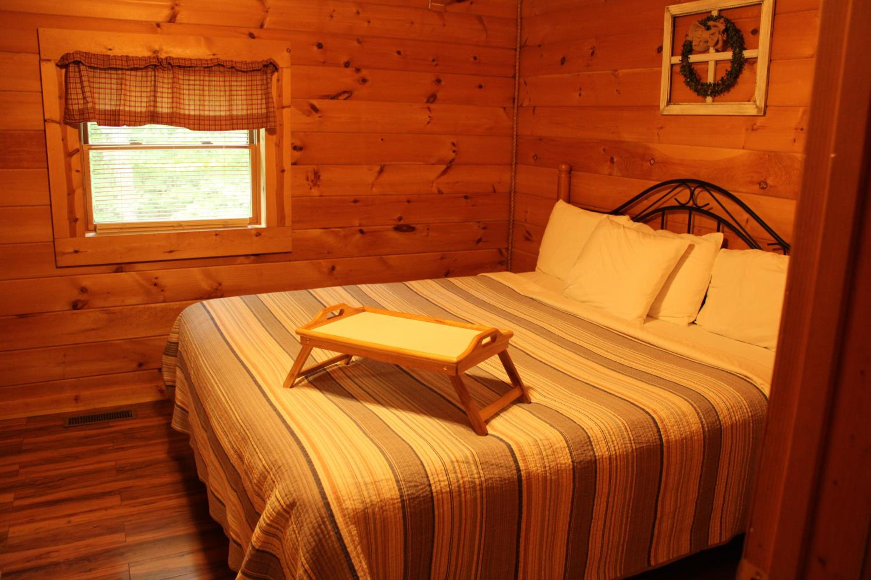 Country Road Cabins