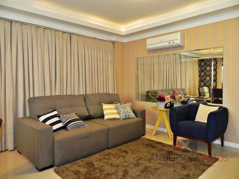 1056 - Apartamento para locação na praia de Bombinhas