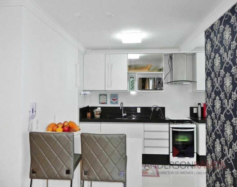 1056 - Apartamento para locação na praia de Bombinhas