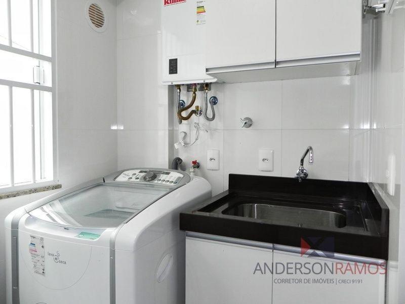 1056 - Apartamento para locação na praia de Bombinhas